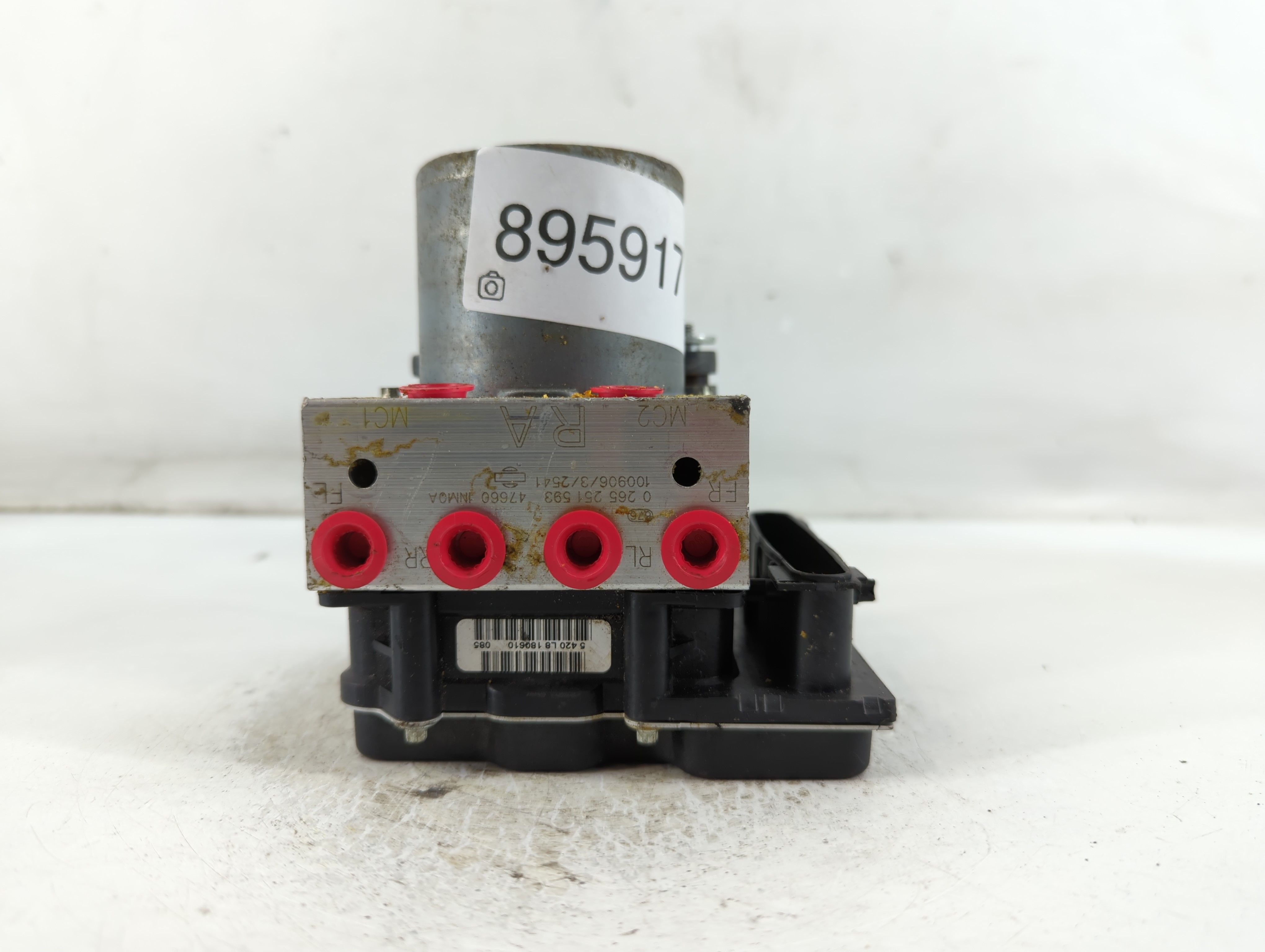 Picture of Gmc G25 Abs Pump Control Module 895917