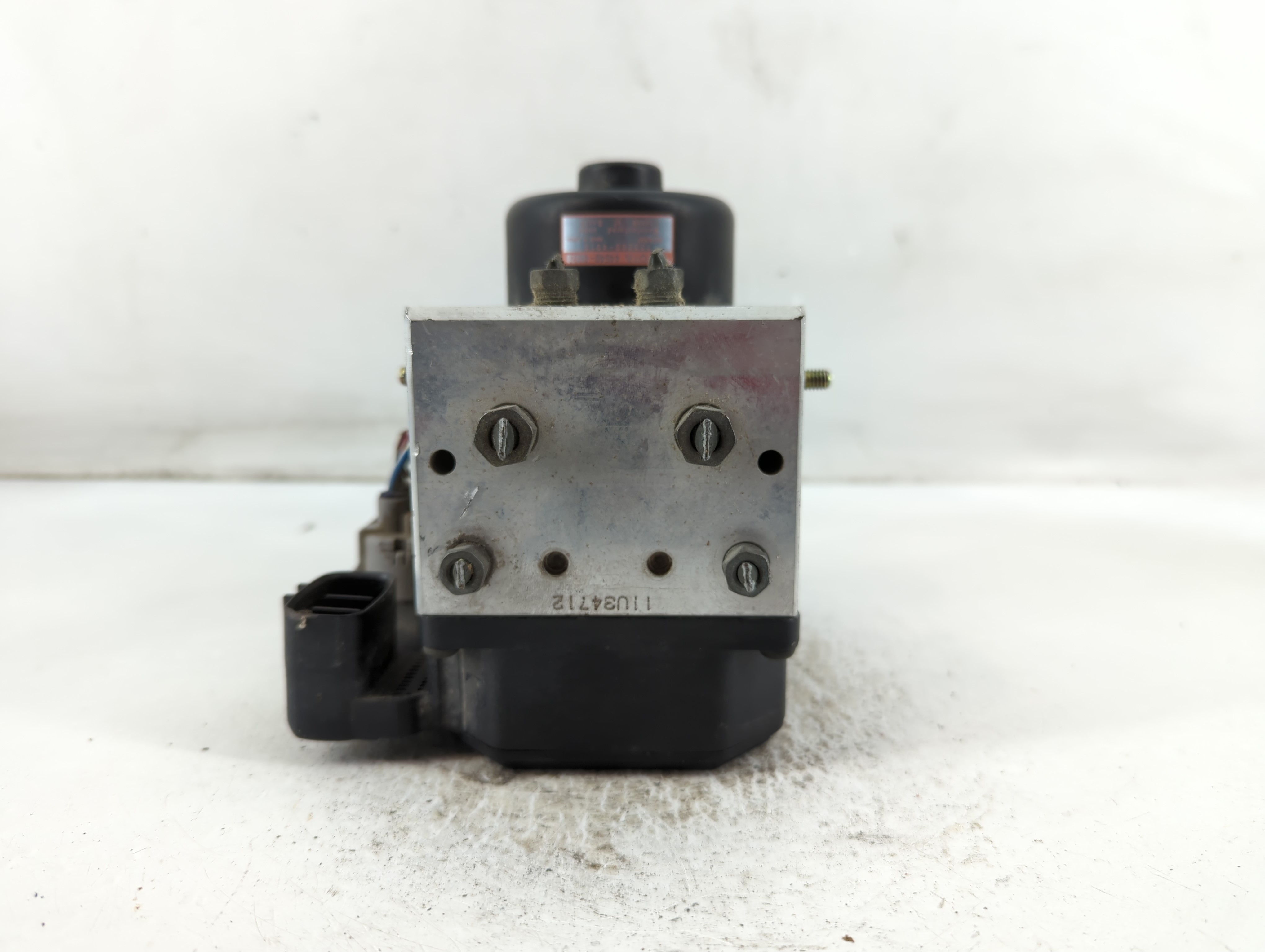 1999-2000 Lexus Rx300 Abs Pump Control Module 895924 - Oemusedautoparts1.com