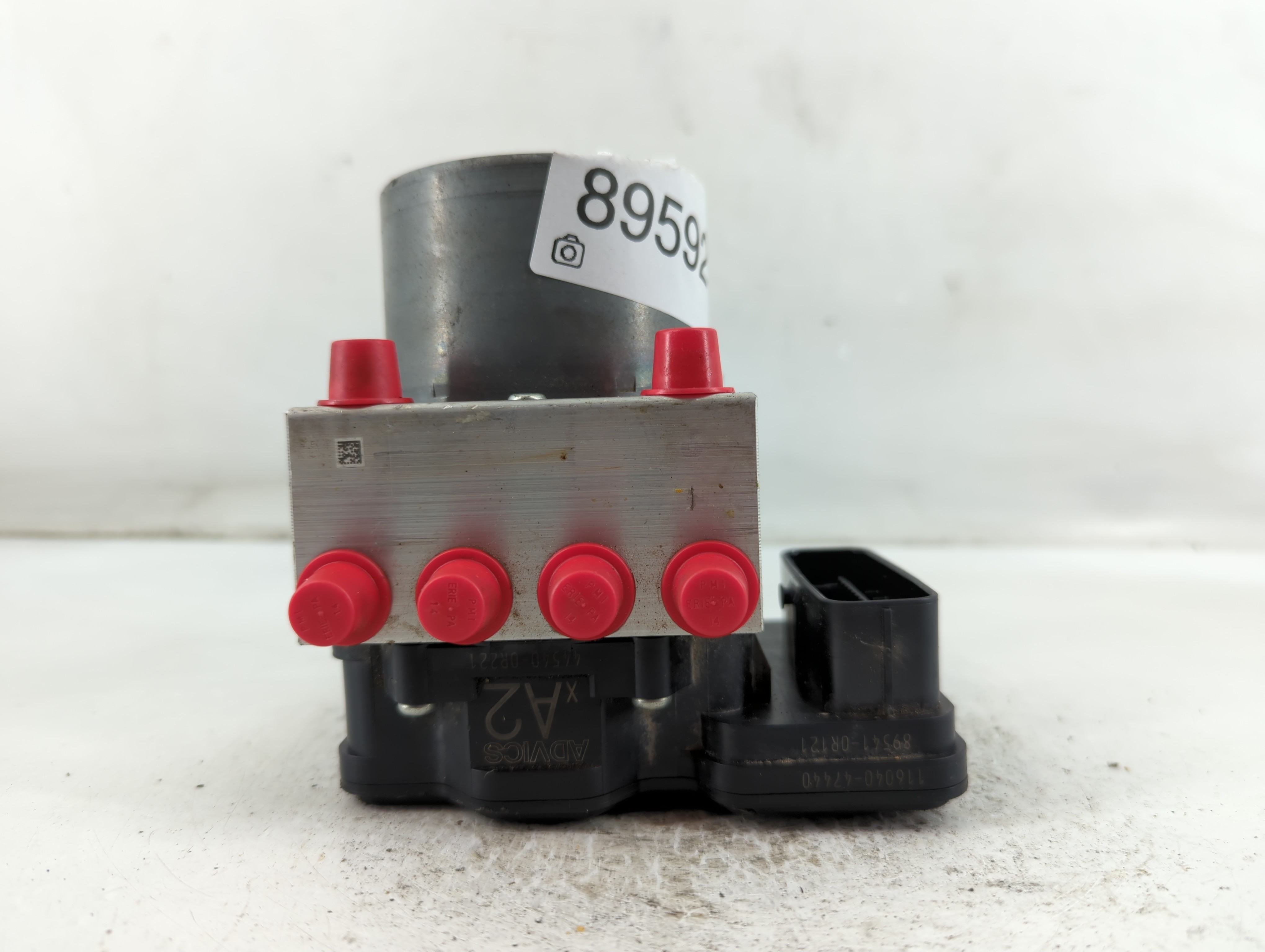 2017-2017 Toyota Rav4 Abs Pump Control Module 895927 - Oemusedautoparts1.com
