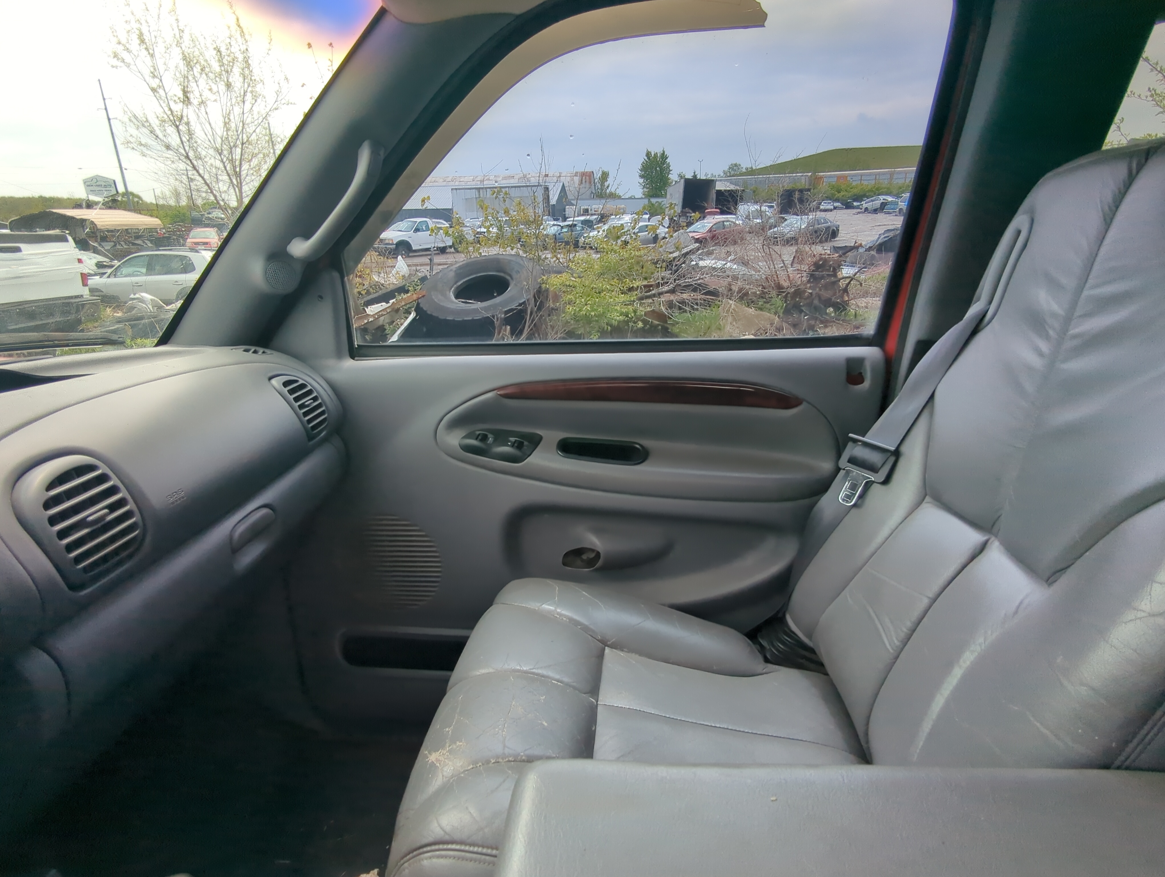 Picture of 1998 Dodge Ram 1500 Front Right Passenger Interior Door Panel Trim 896694