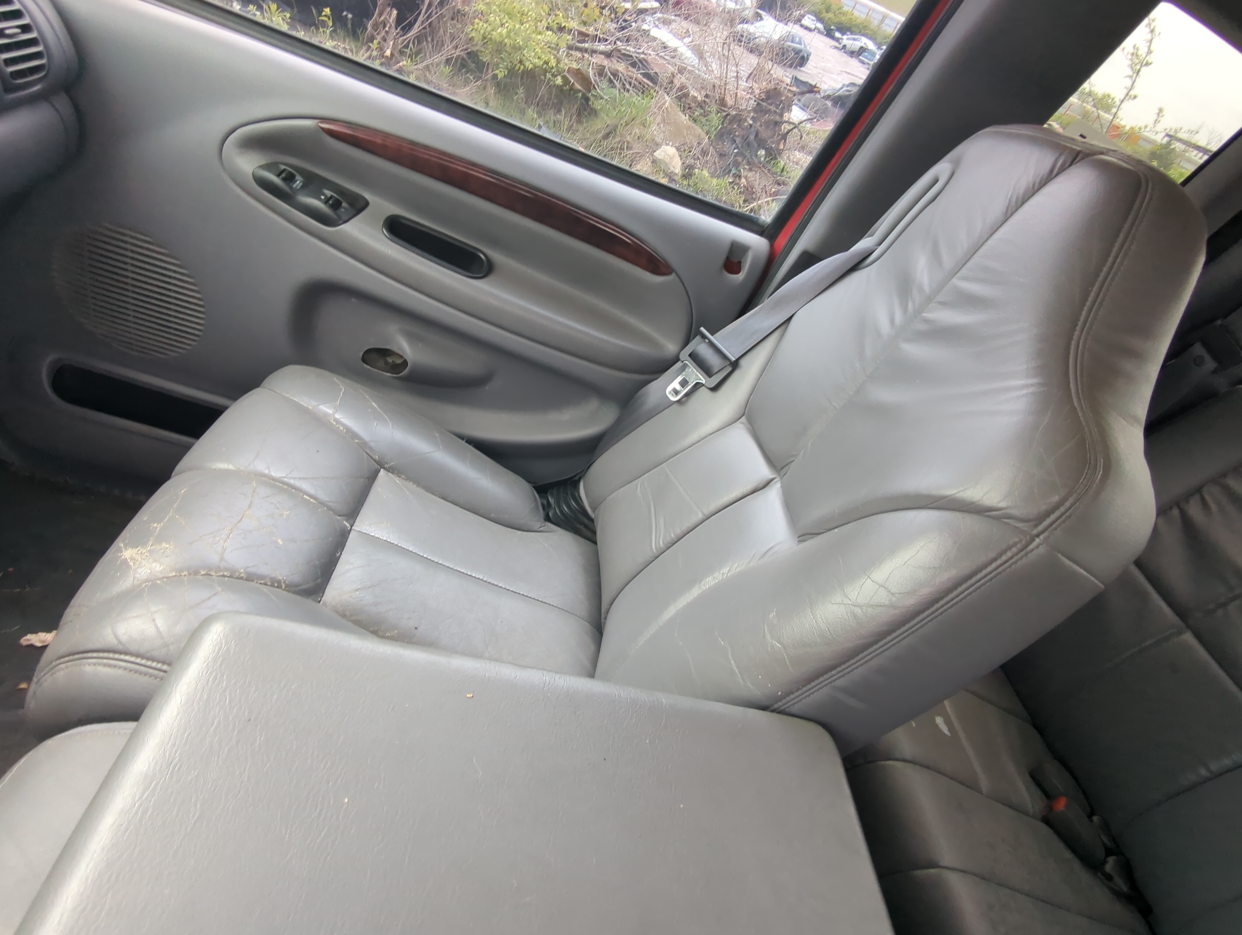 Picture of 1998 Dodge Ram 1500 Passenger Front Seat Oem 896716