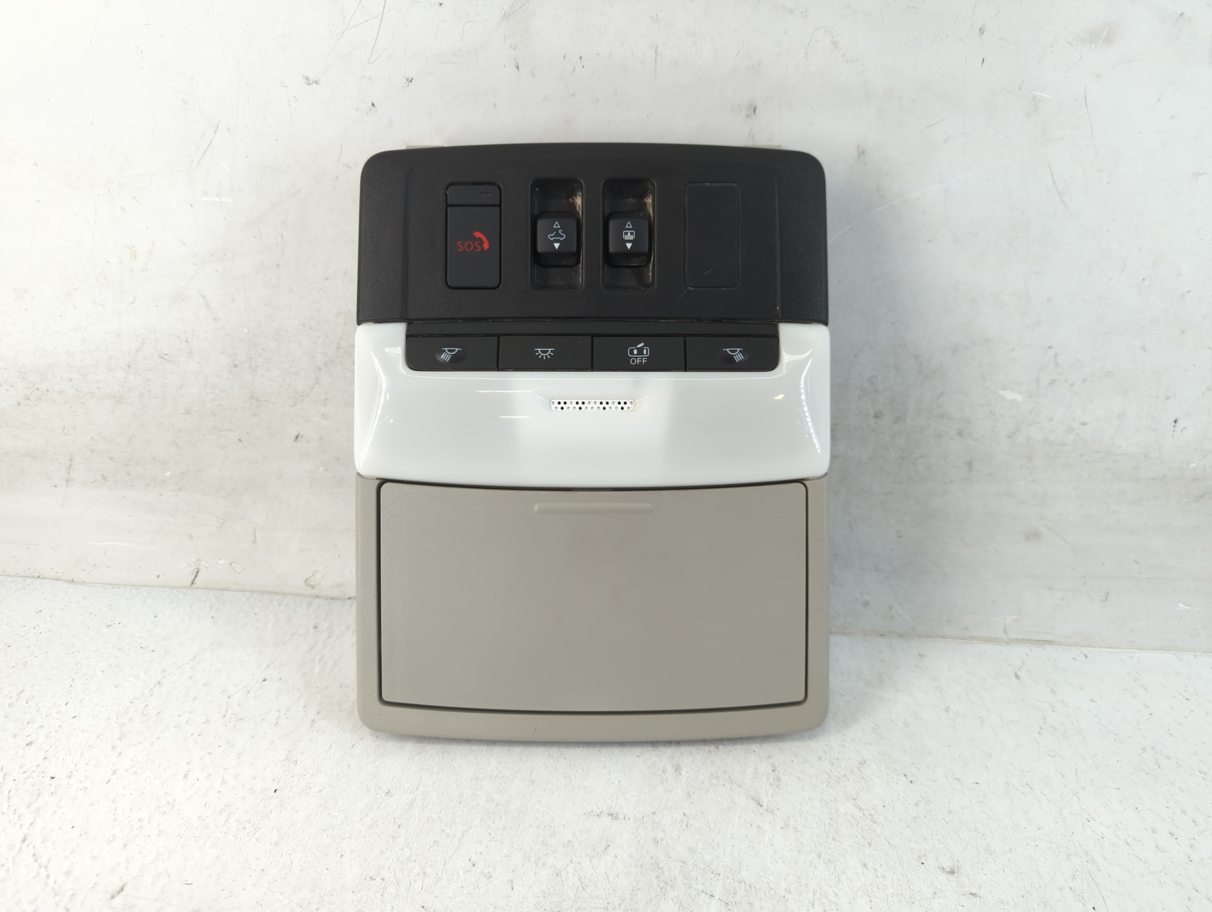 2023 Nissan Rogue Overhead Roof Console 897090 - Oemusedautoparts1.com