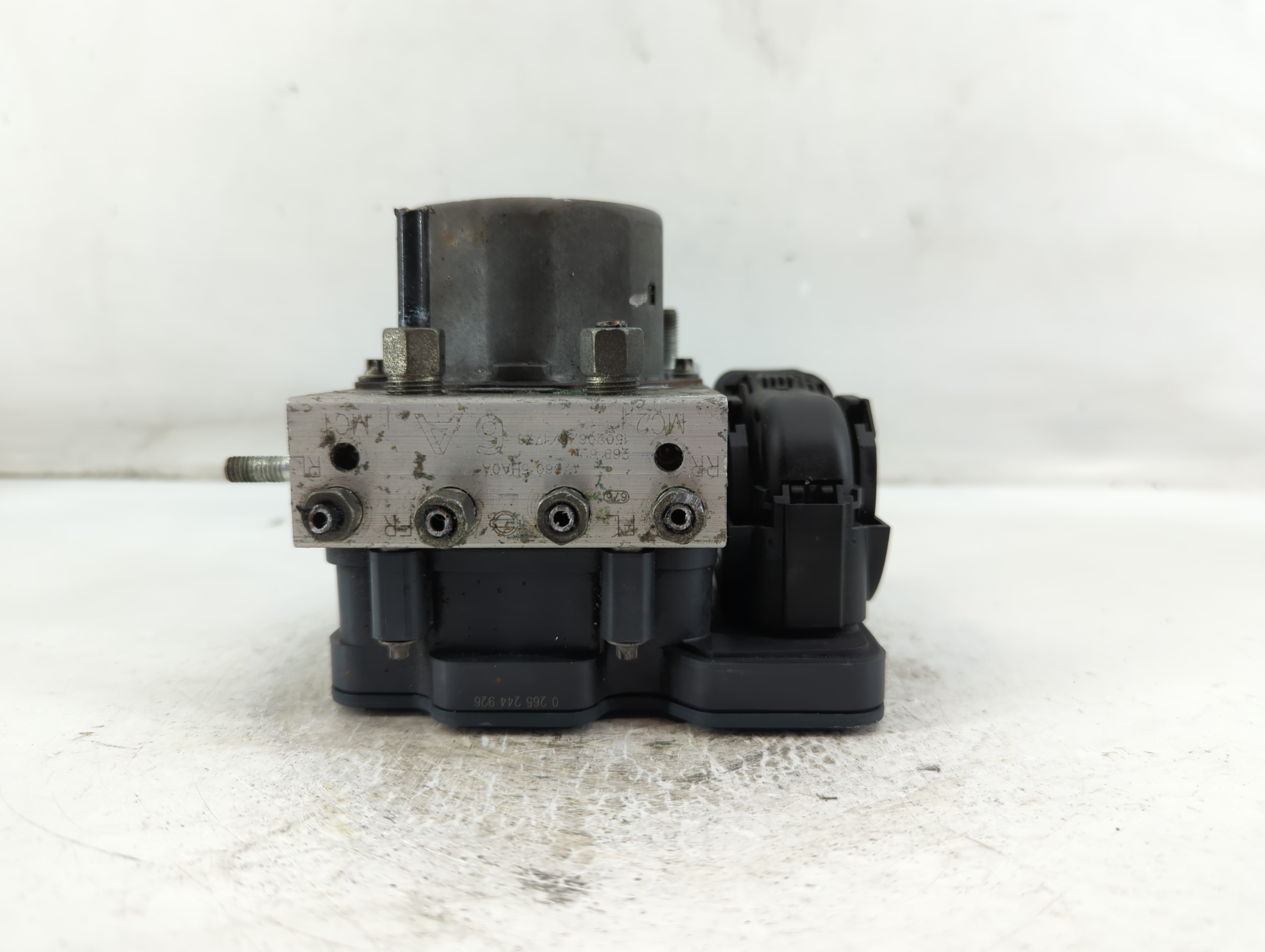Picture of 2015-2016 Nissan Rogue Abs Pump Control Module 897832
