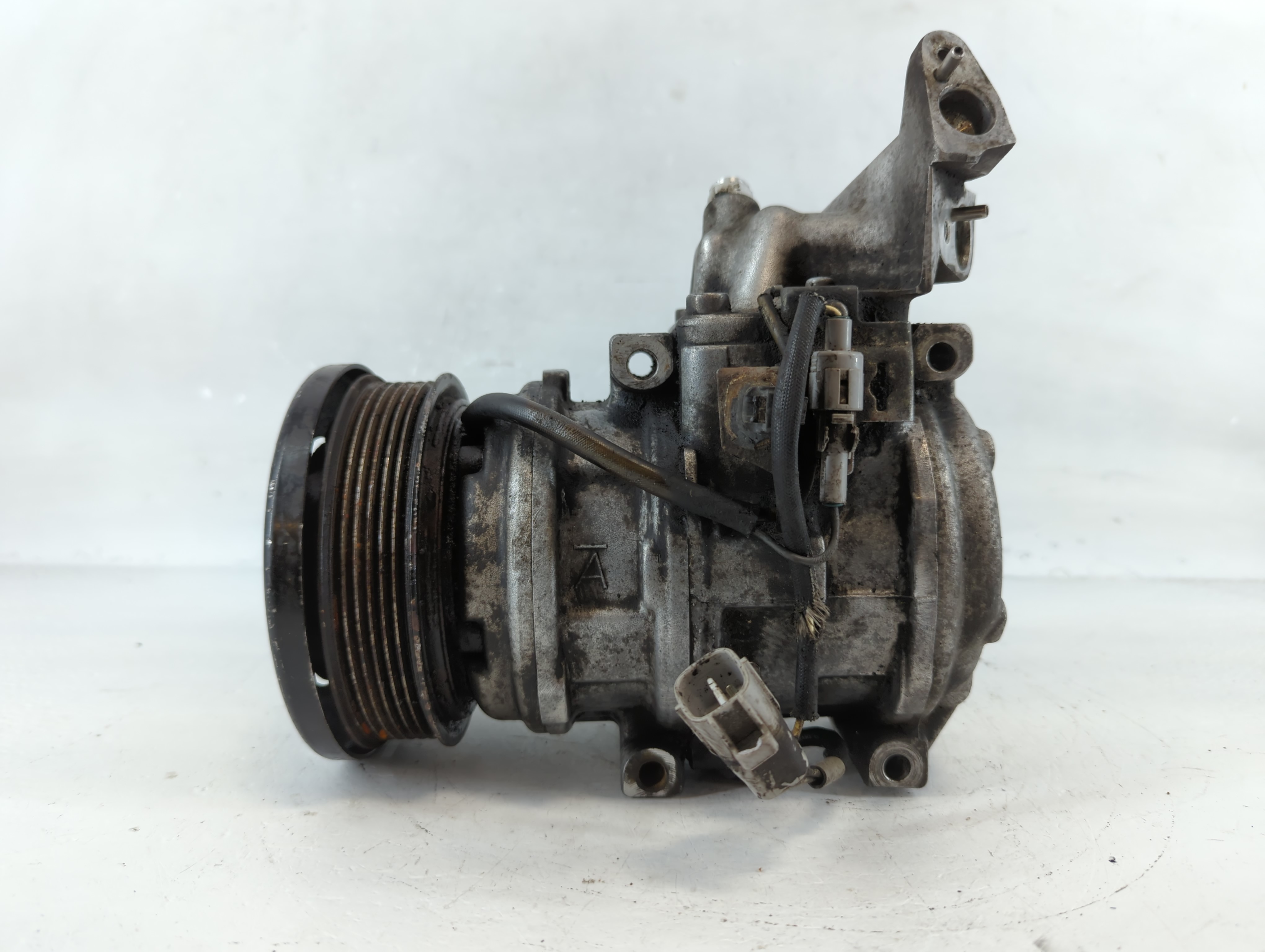 1998-2000 Toyota Sienna Air Conditioning A/c Ac Compressor Oem 897867 - Oemusedautoparts1.com