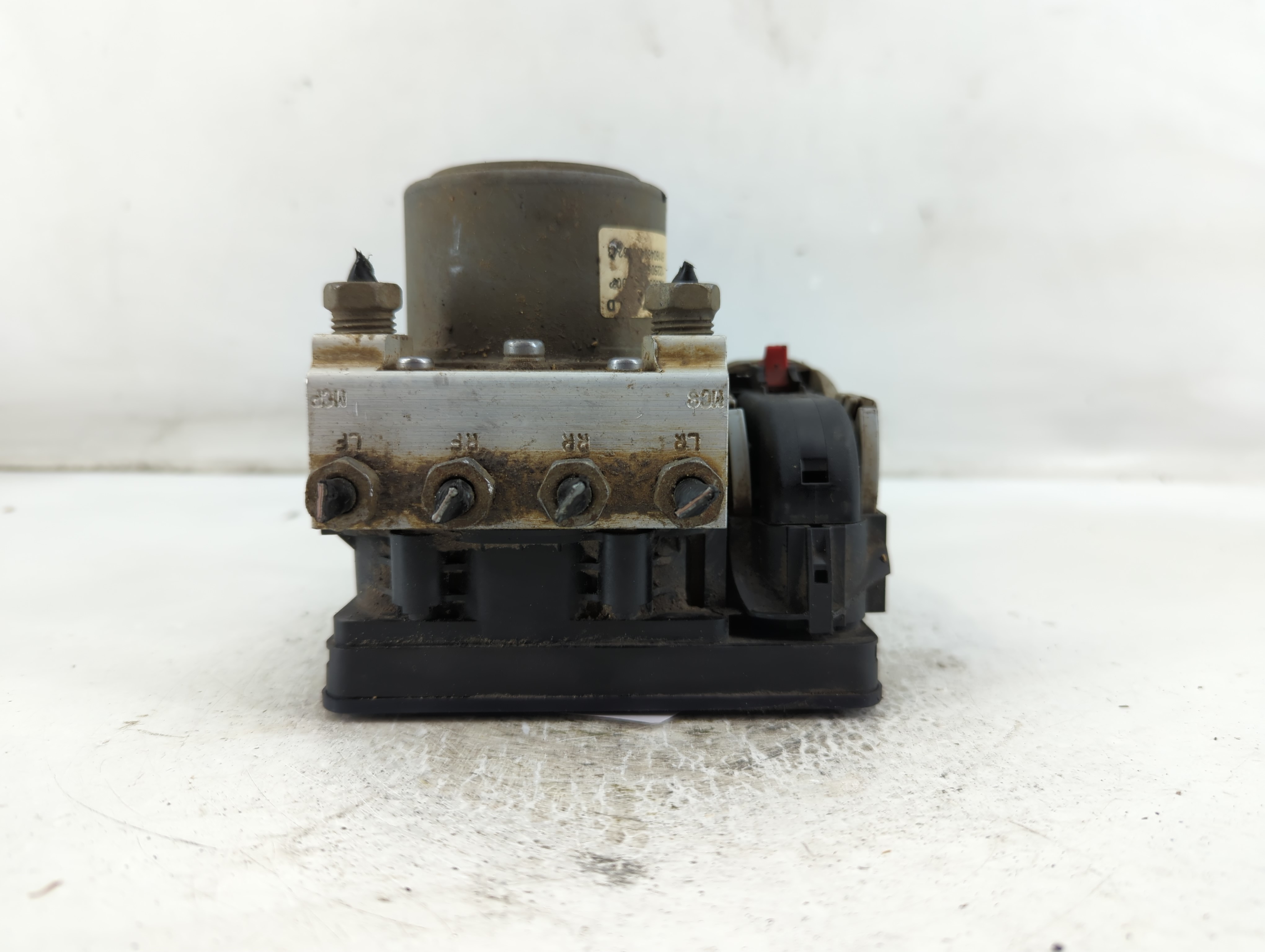 2016-2016 Chevrolet Silverado 1500 Abs Pump Control Module 897886 - Oemusedautoparts1.com
