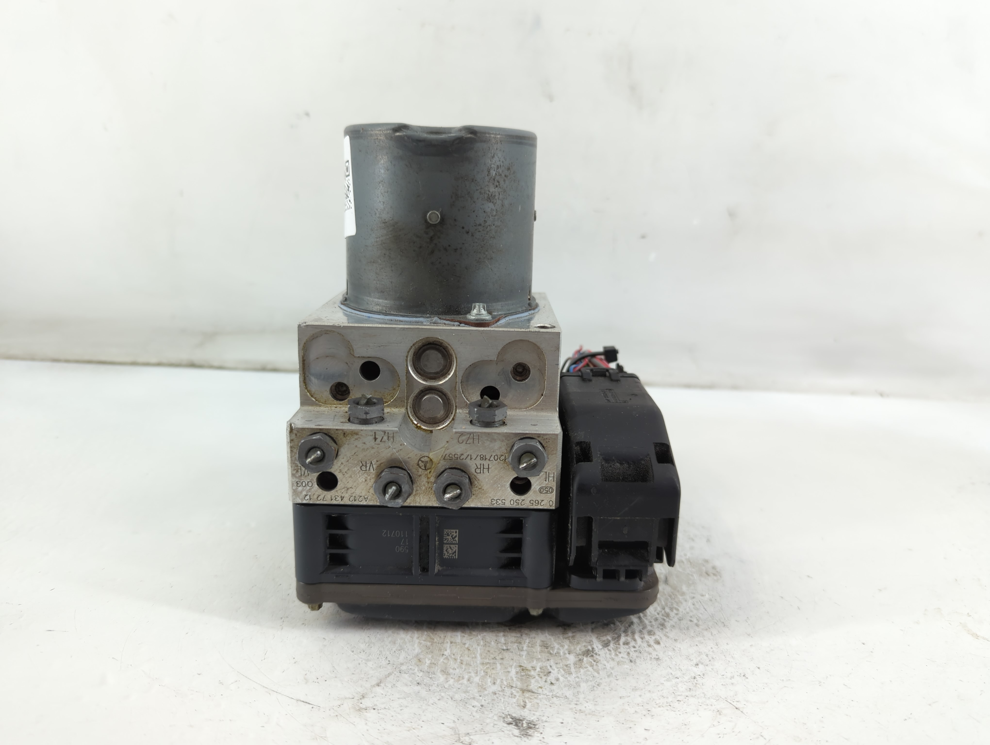 Mercedes-benz E250 Abs Pump Control Module 897999 - Oemusedautoparts1.com