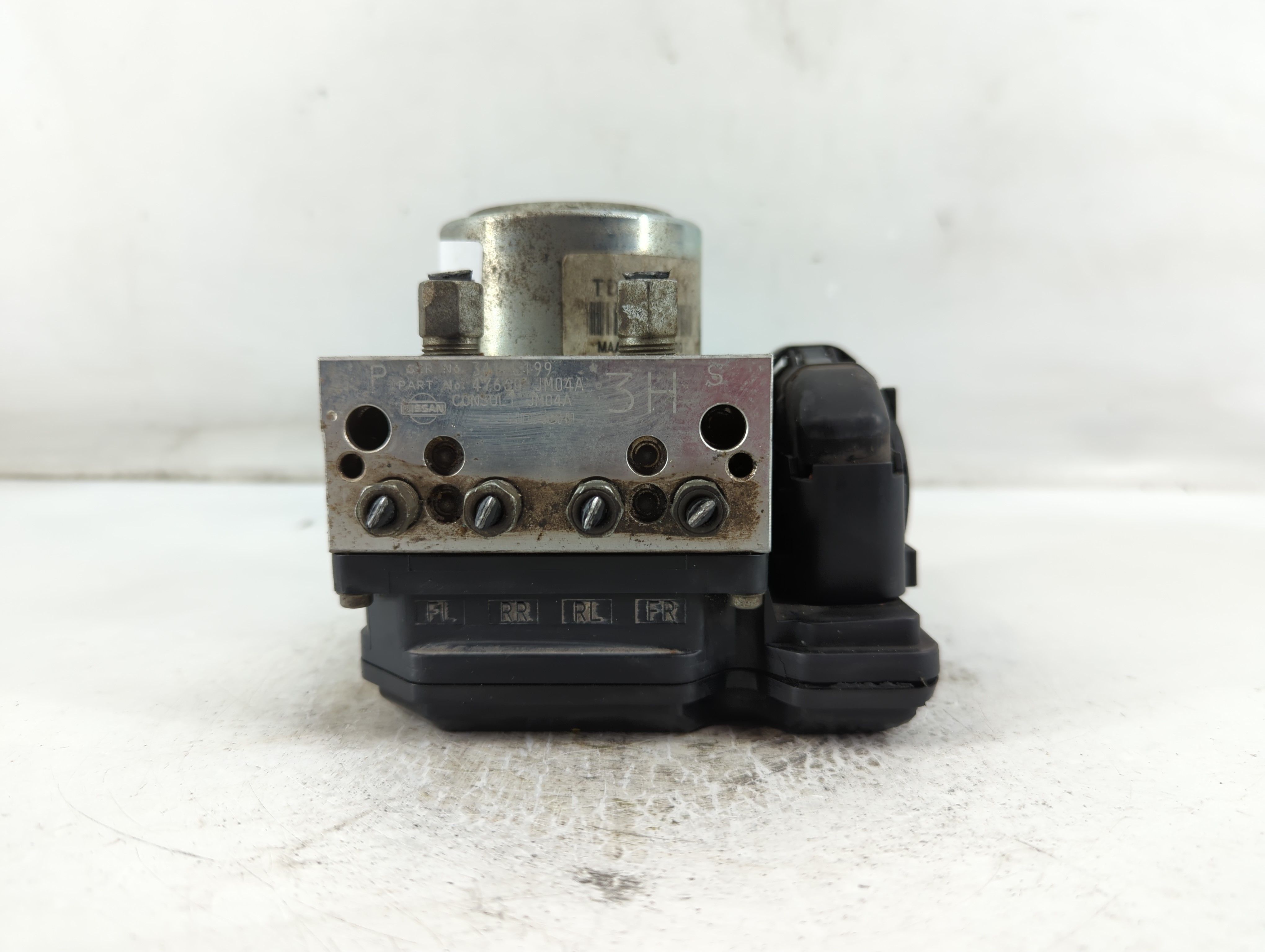 2012-2015 Nissan Rogue Abs Pump Control Module 898000 - Oemusedautoparts1.com