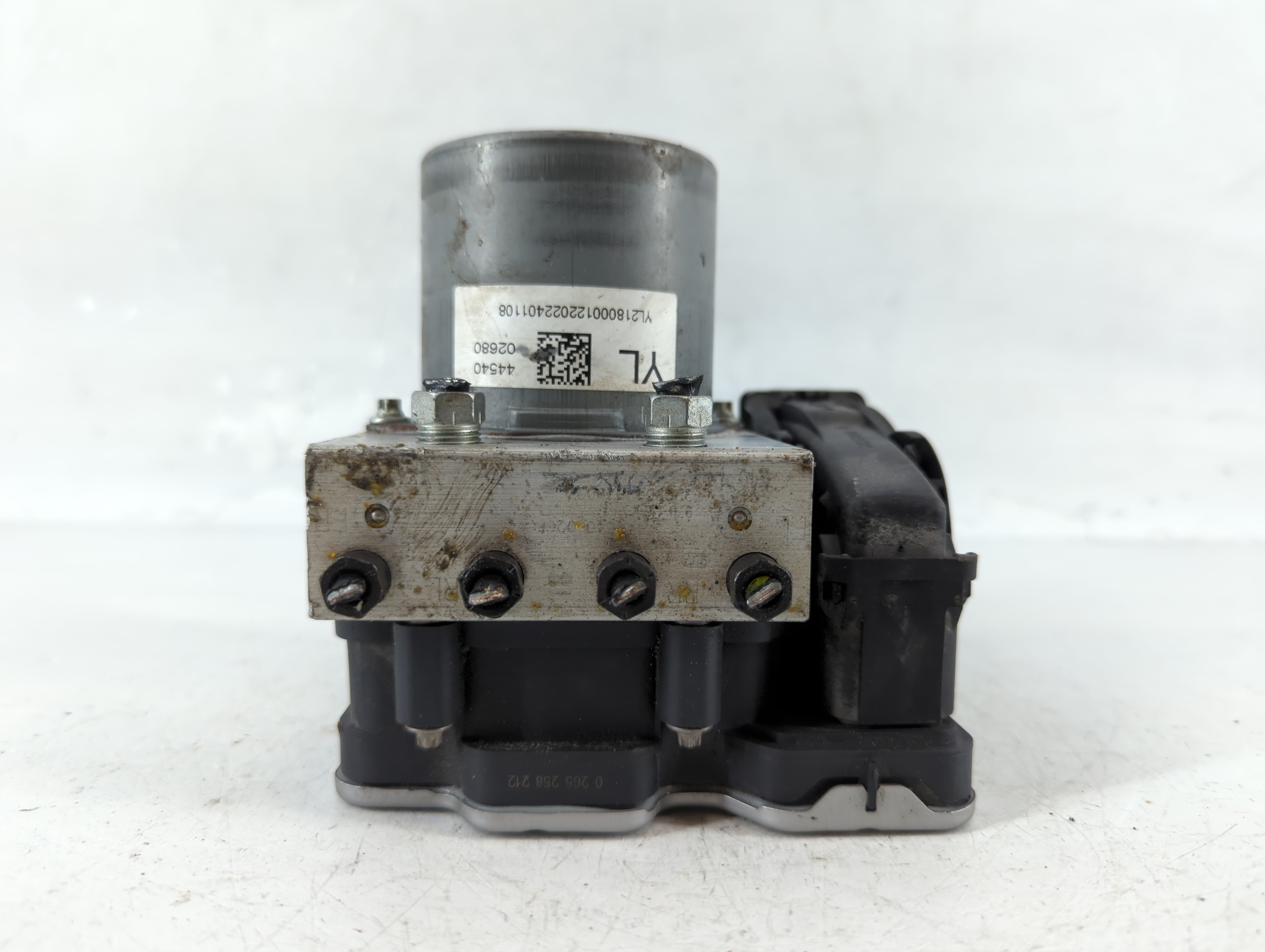 2020-2022 Toyota Corolla Abs Pump Control Module 898058 - Oemusedautoparts1.com