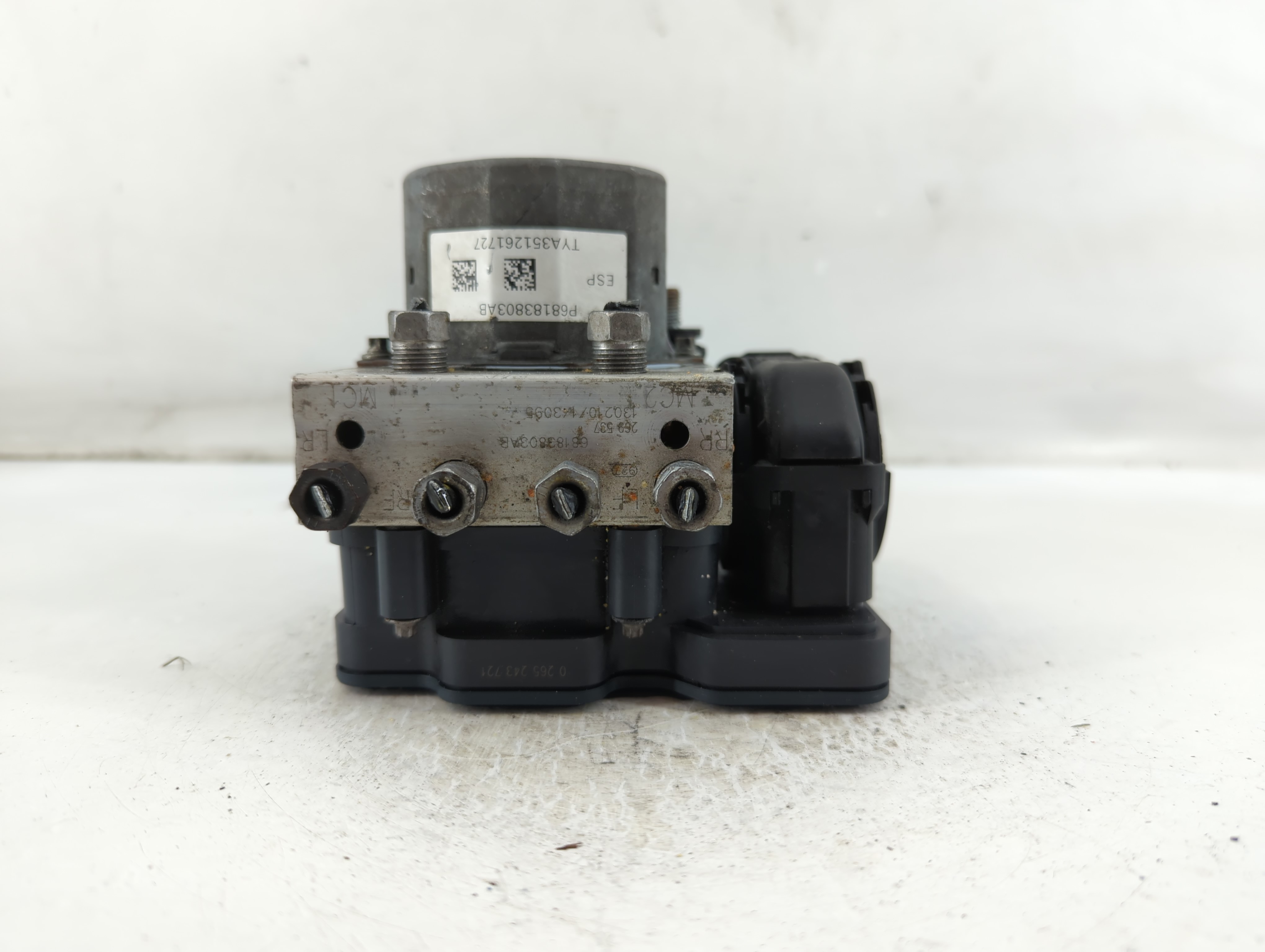 2013-2013 Chrysler Town & Country Abs Pump Control Module 898071 - Oemusedautoparts1.com