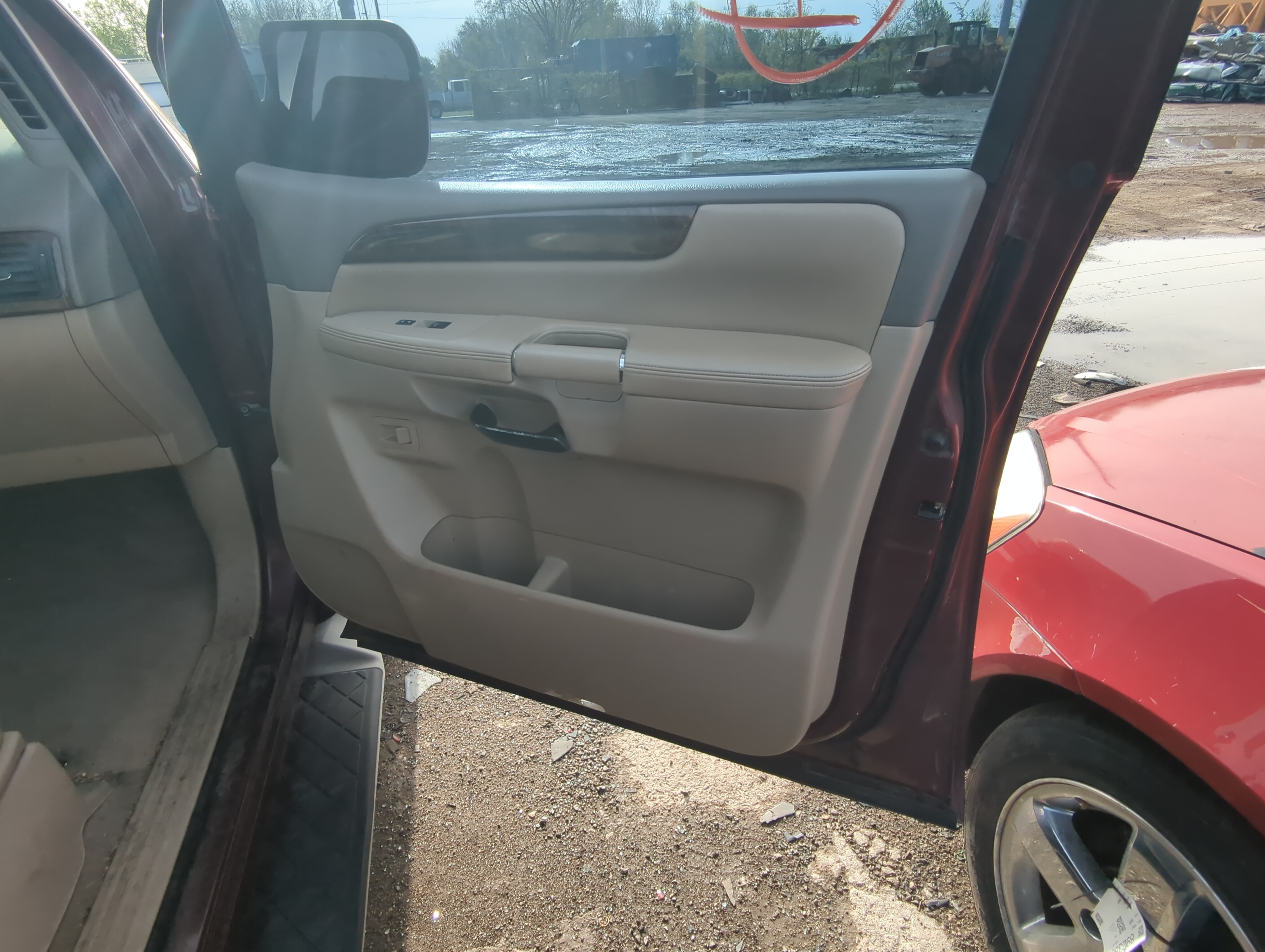 Picture of 2011 Nissan Armada Front Right Passenger Interior Door Panel Trim 898333