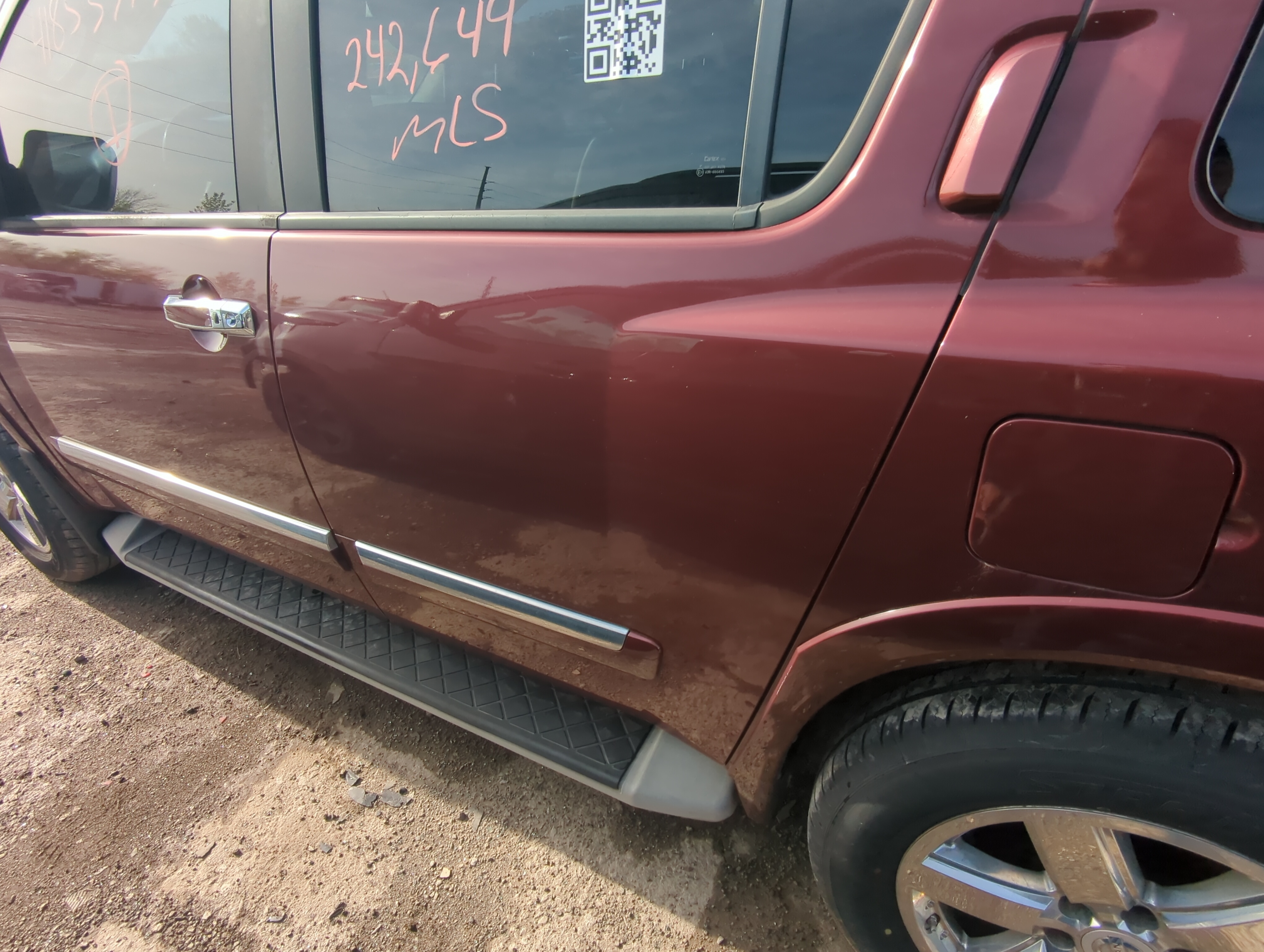Picture of 2005-2015 Nissan Armada Driver Rear Door Oem 898385
