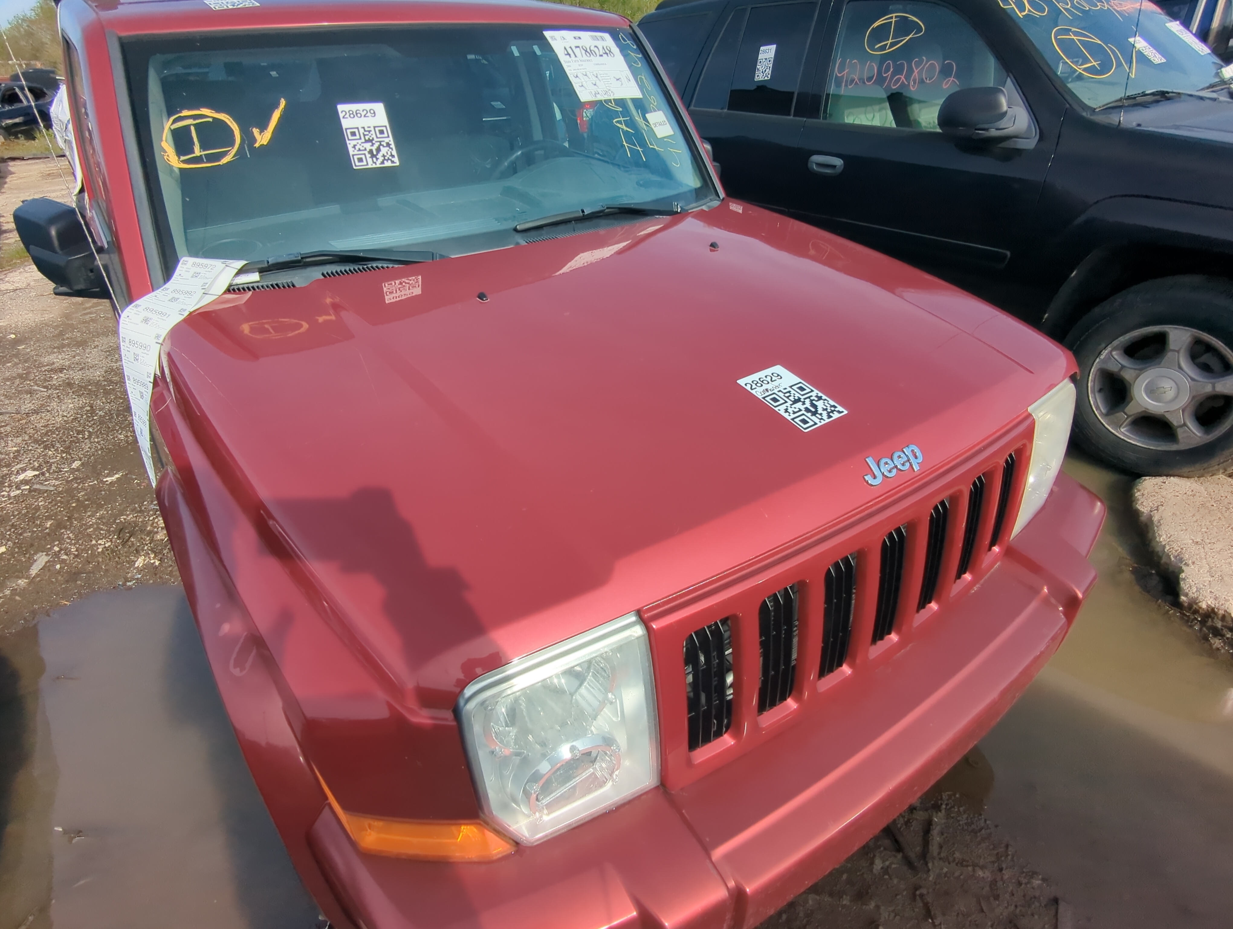 2006-2010 Jeep Commander Hood Oem 898563 - Oemusedautoparts1.com