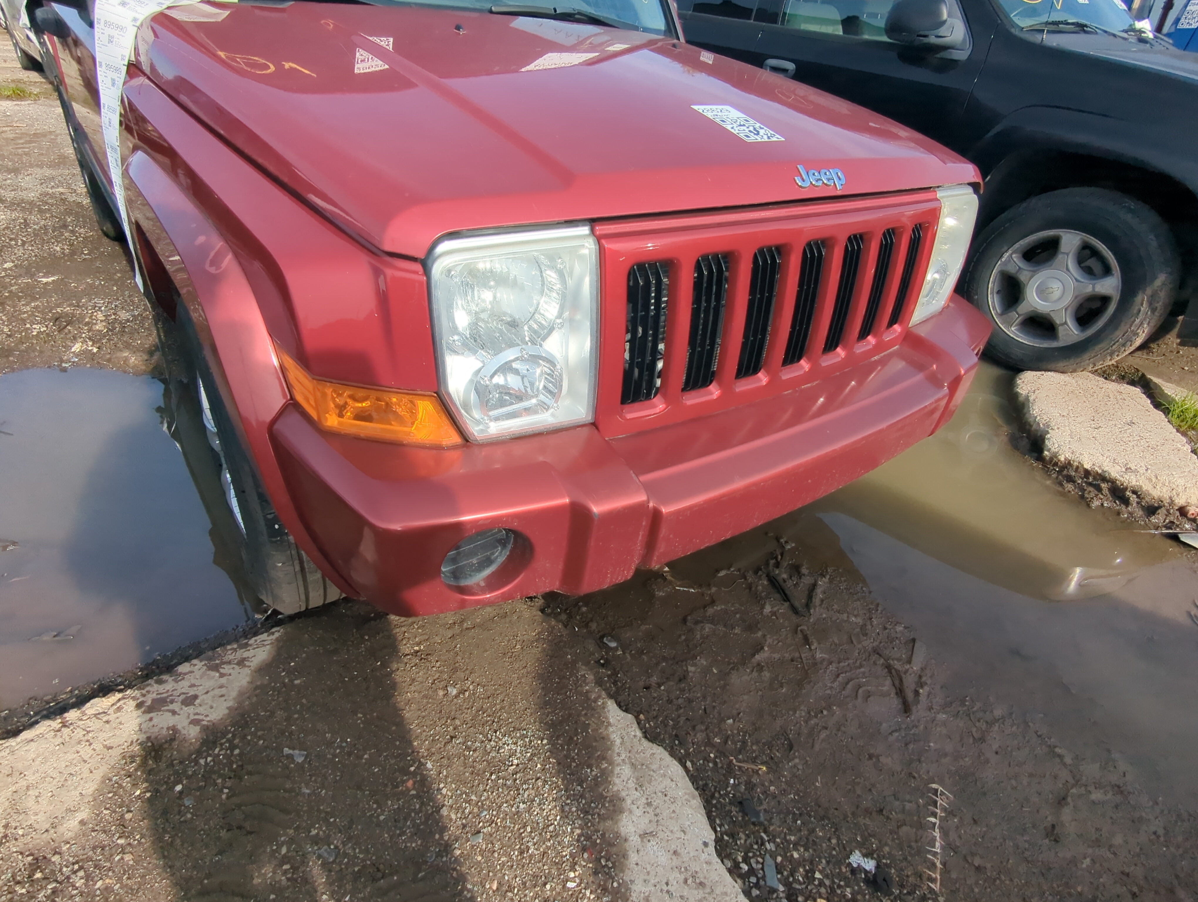 Picture of 2006-2010 Jeep Commander Front Bumper - Oem 898566
