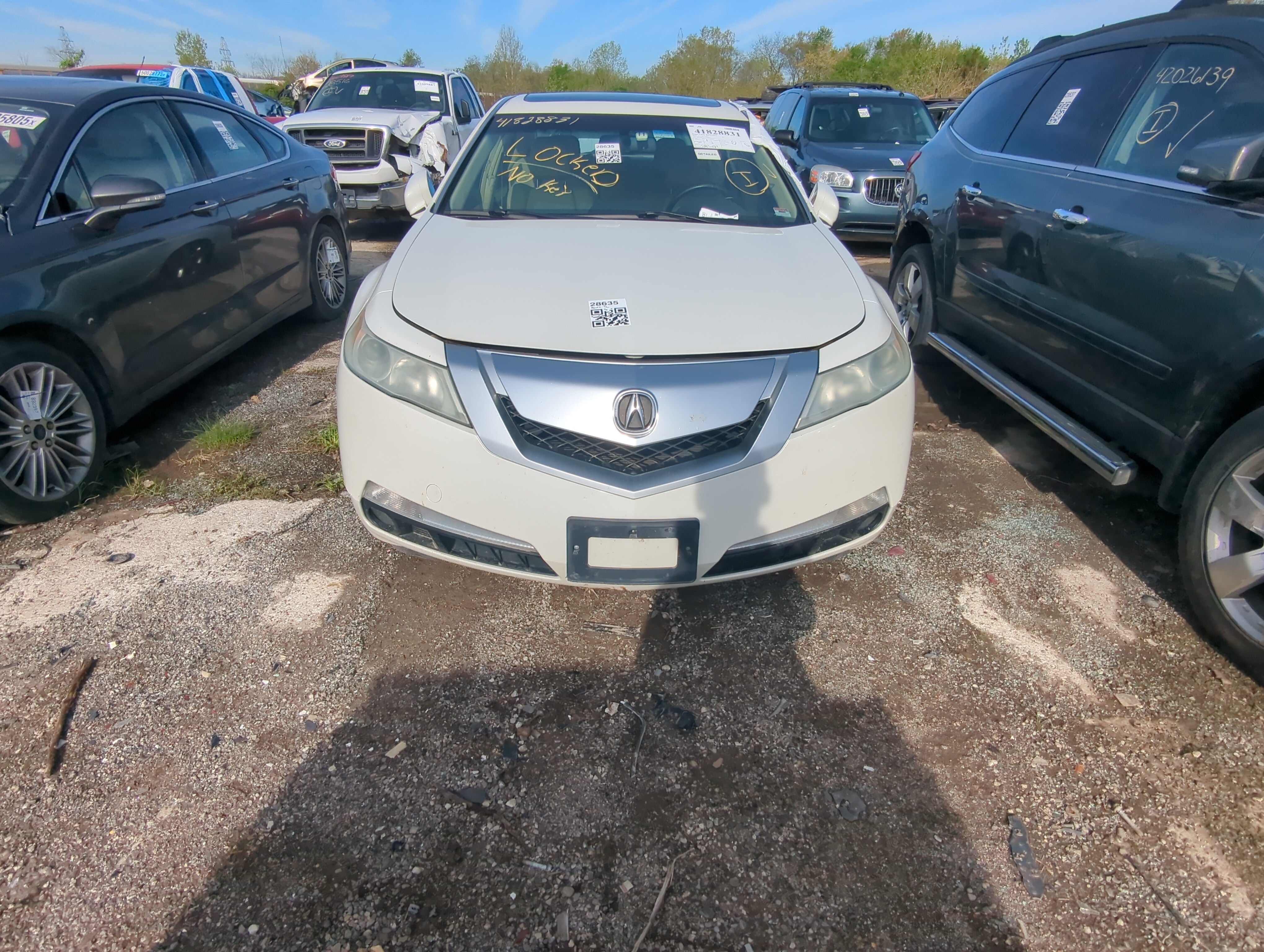 2009-2011 Acura Tl Front Bumper - Oem 898749 - Oemusedautoparts1.com