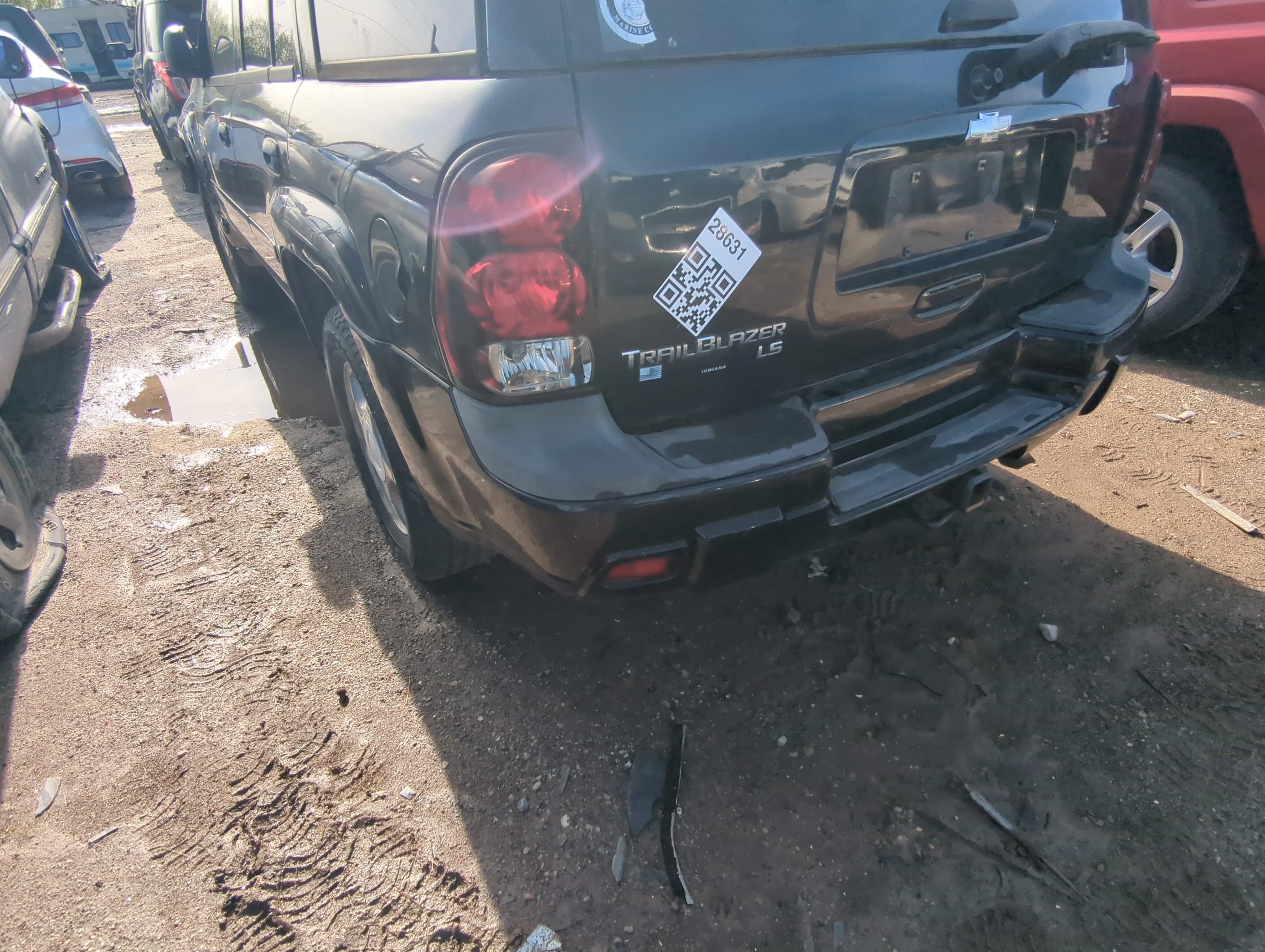 Picture of 2002-2009 Chevrolet Trailblazer Rear Bumper Assembly Oem 899261