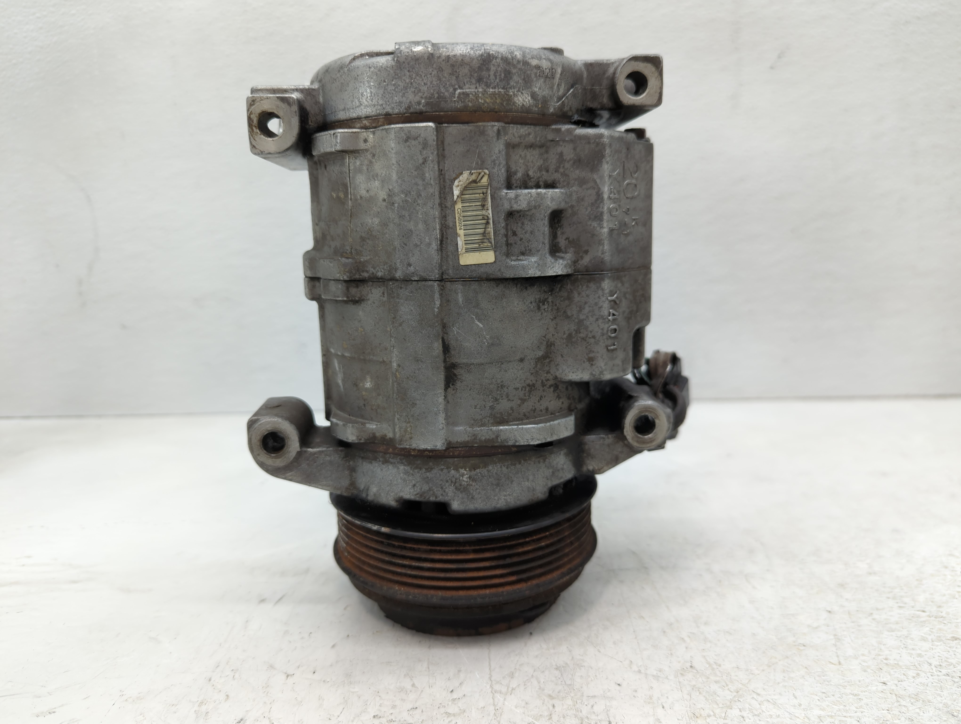 Picture of Chevrolet Traverse Air Conditioning A/c Ac Compressor Oem 899293