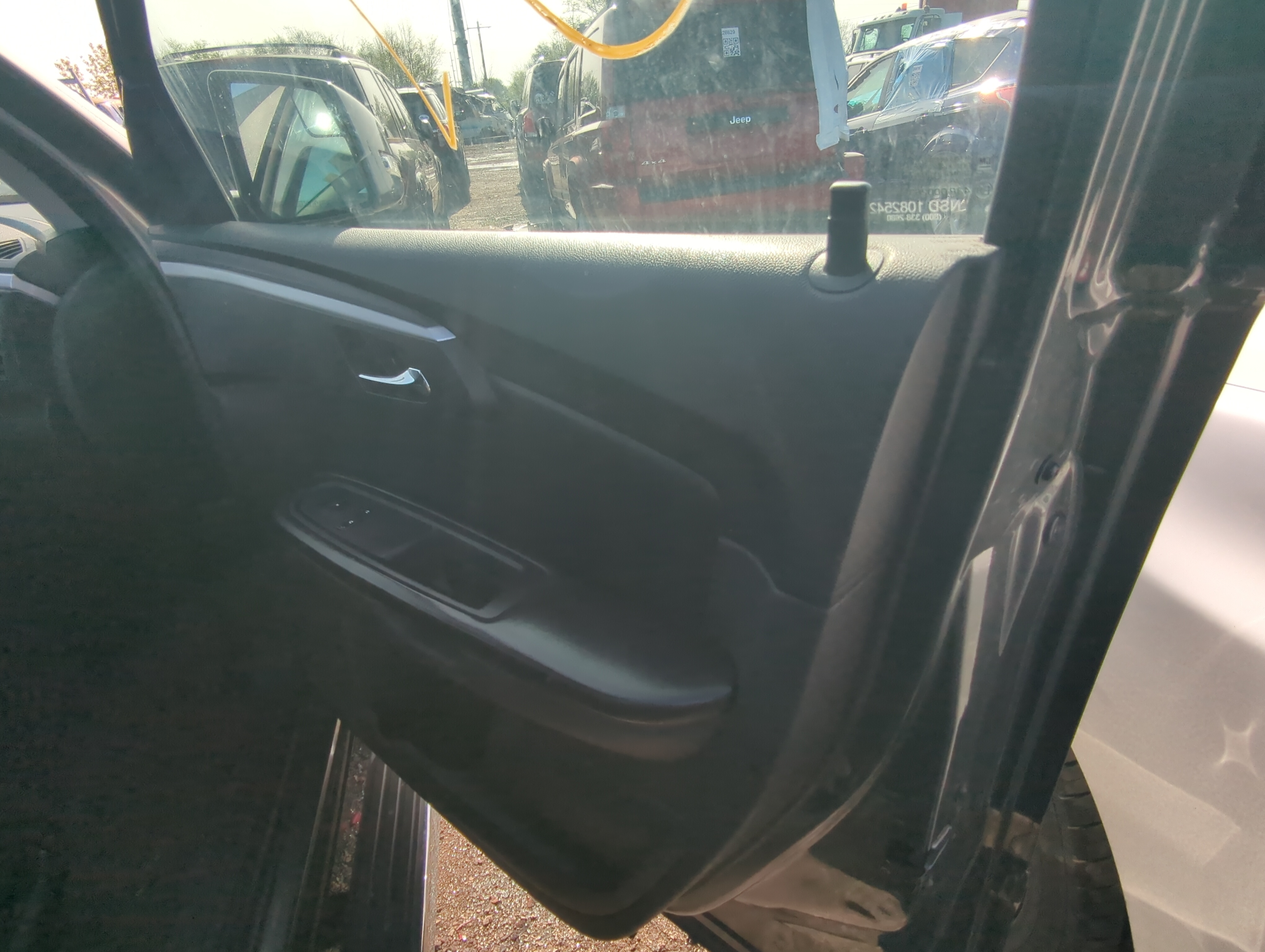 Picture of 2011 Chevrolet Traverse Front Right Passenger Interior Door Panel Trim 899408