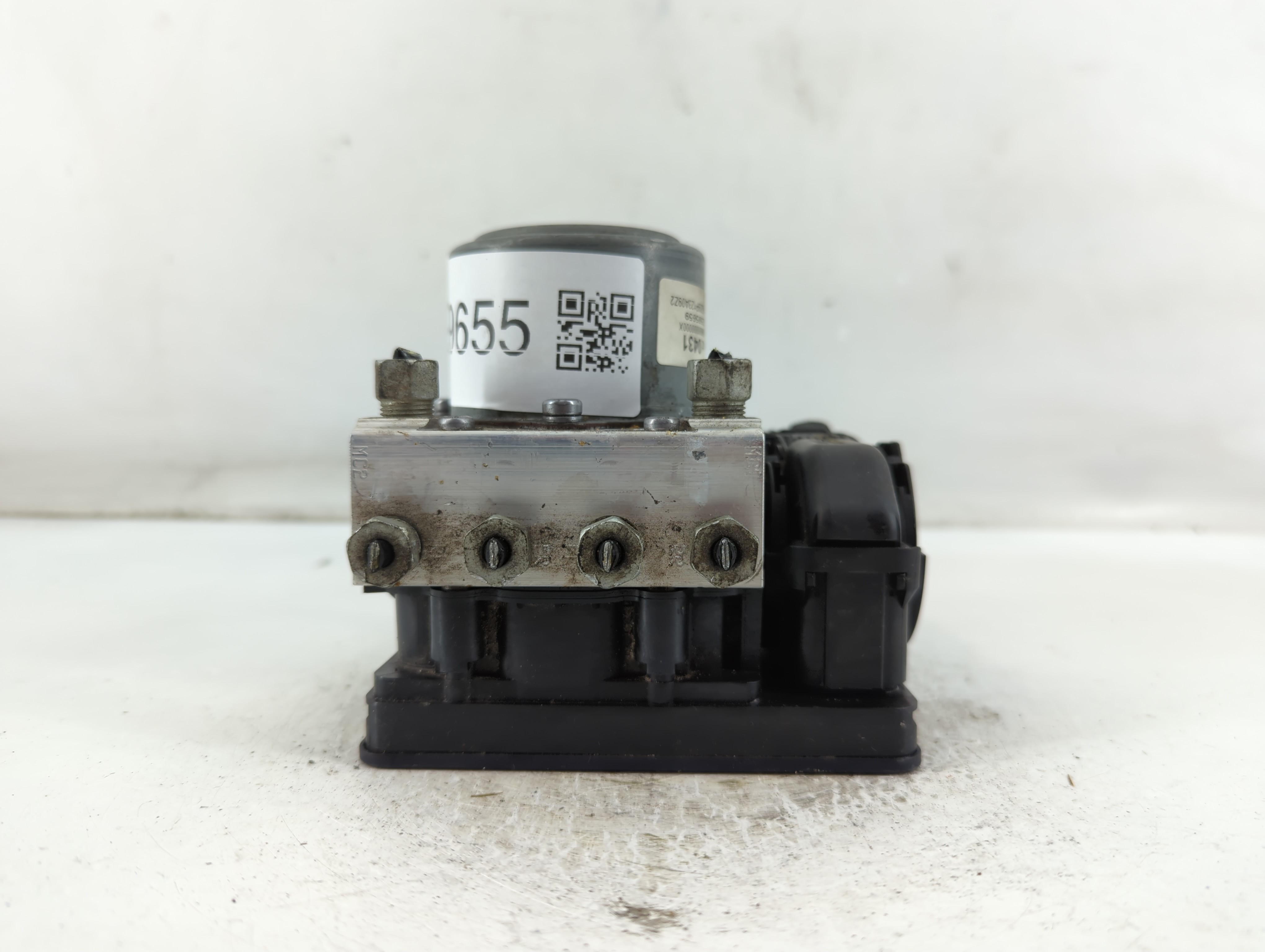 2017-2020 Chevrolet Impala Abs Pump Control Module 899655 - Oemusedautoparts1.com