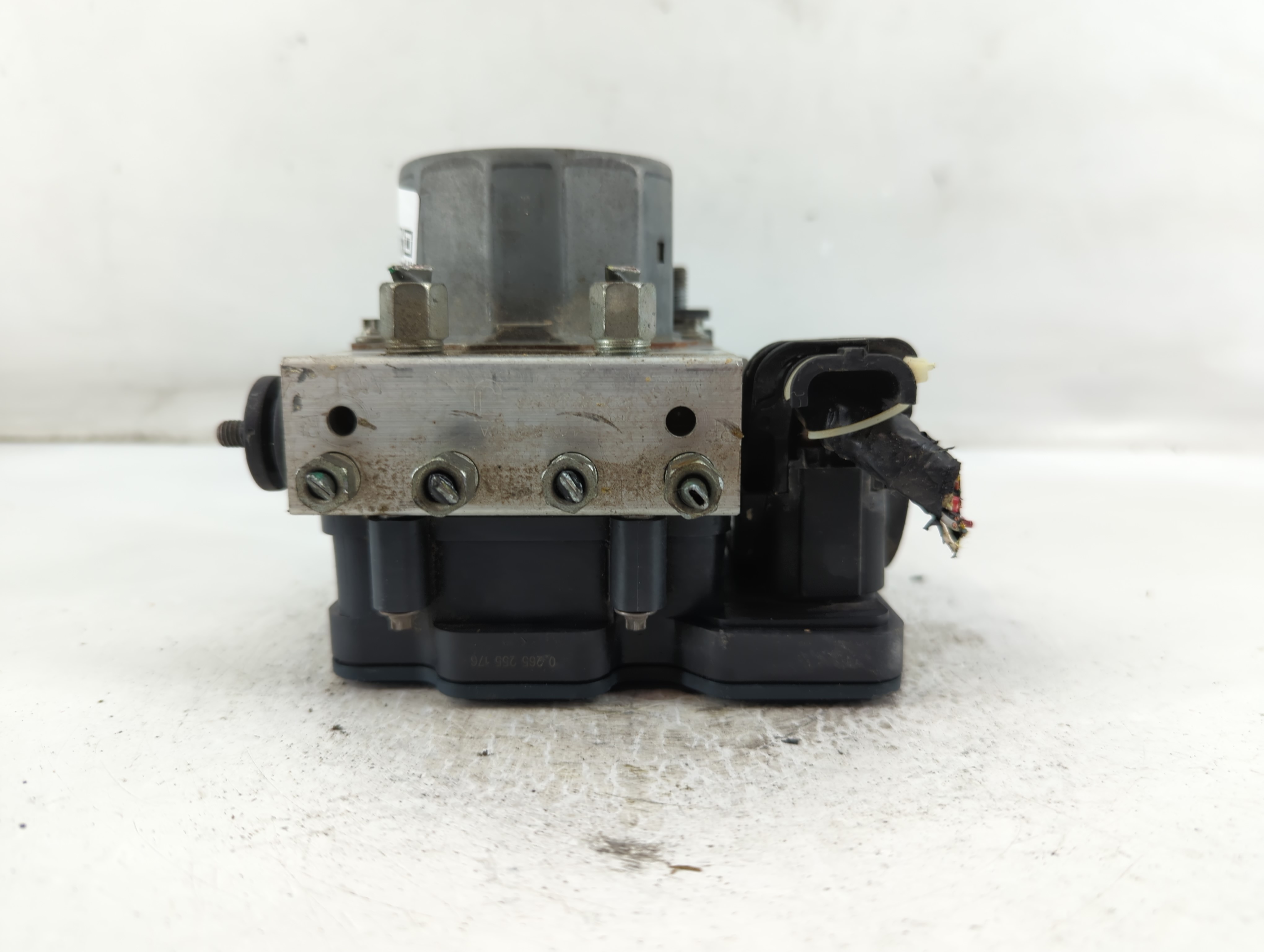 2016-2017 Nissan Altima Abs Pump Control Module 899661 - Oemusedautoparts1.com