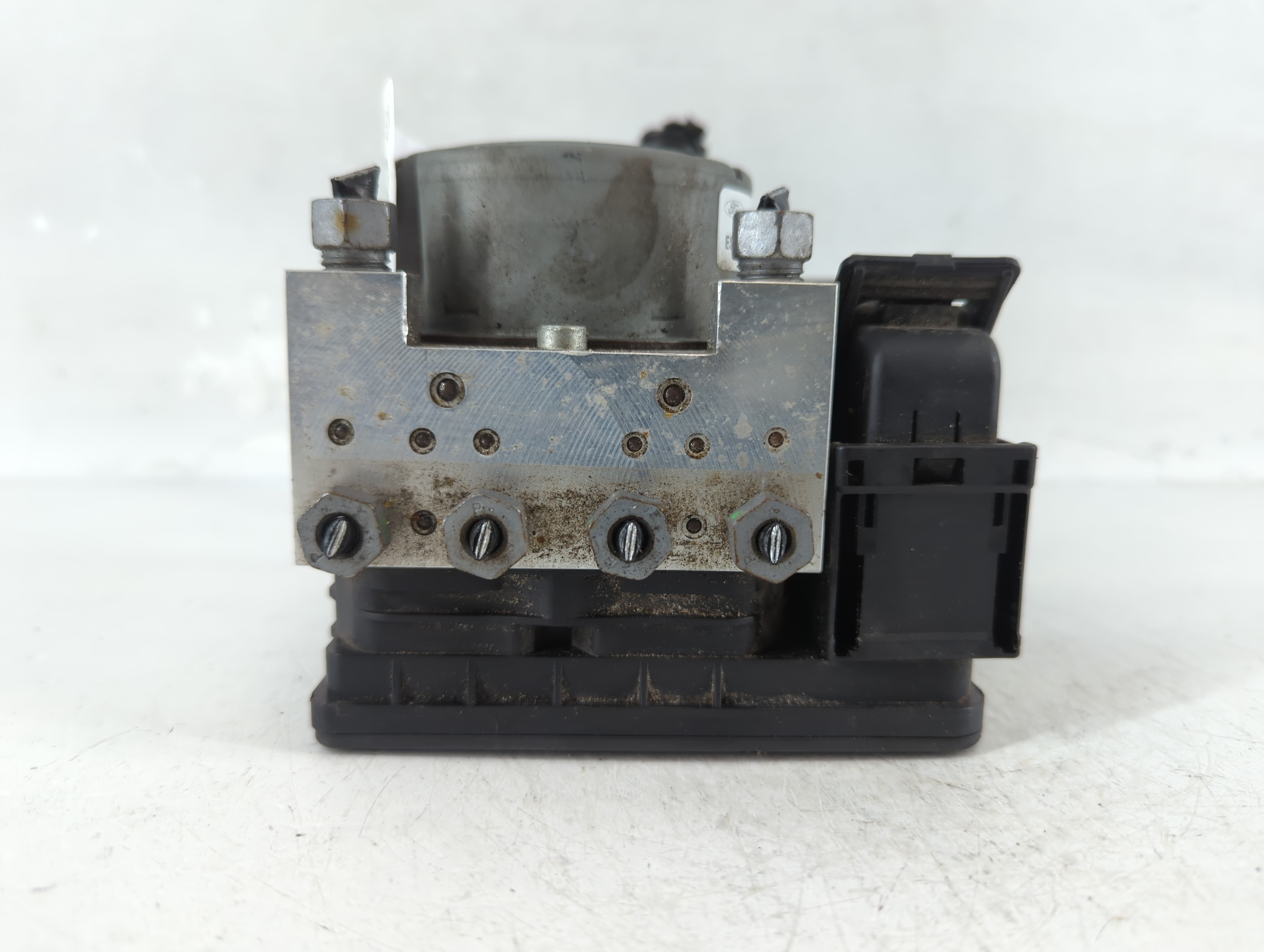 2017-2018 Ford Fusion Abs Pump Control Module 899665 - Oemusedautoparts1.com