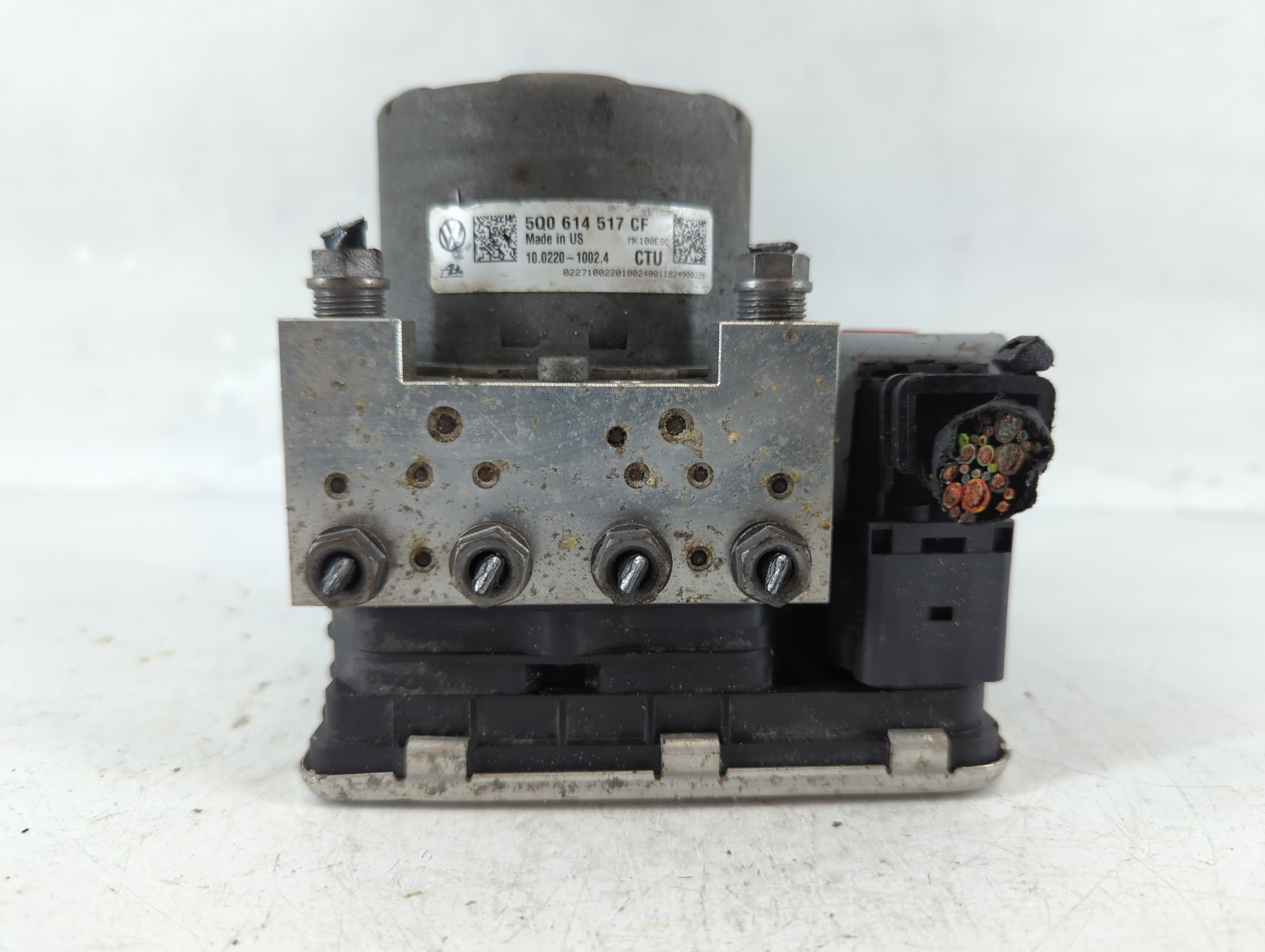 2015-2018 Volkswagen Tiguan Abs Pump Control Module 899709 - Oemusedautoparts1.com