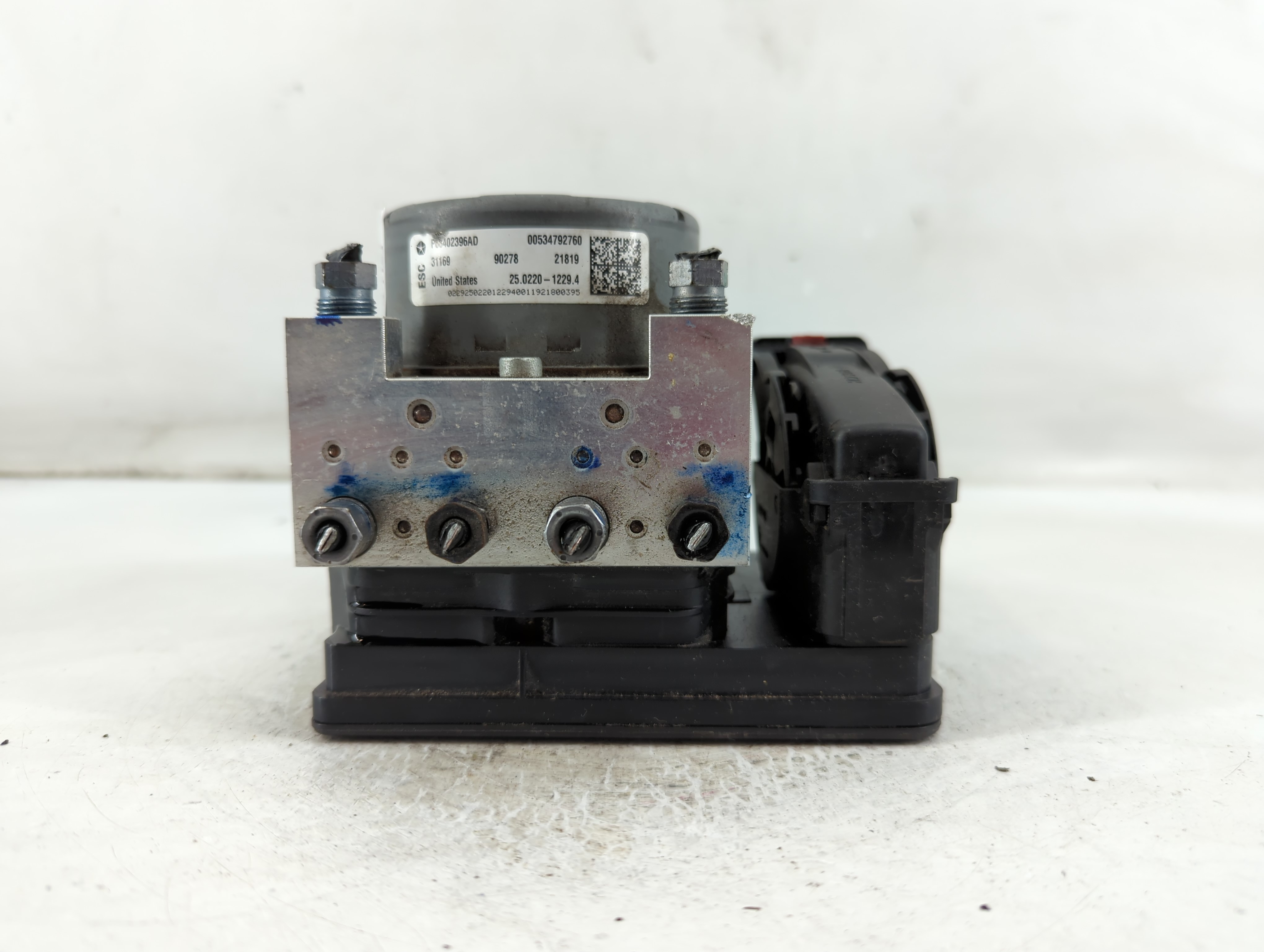 2020 Jeep Compass Abs Pump Control Module 899728 - Oemusedautoparts1.com