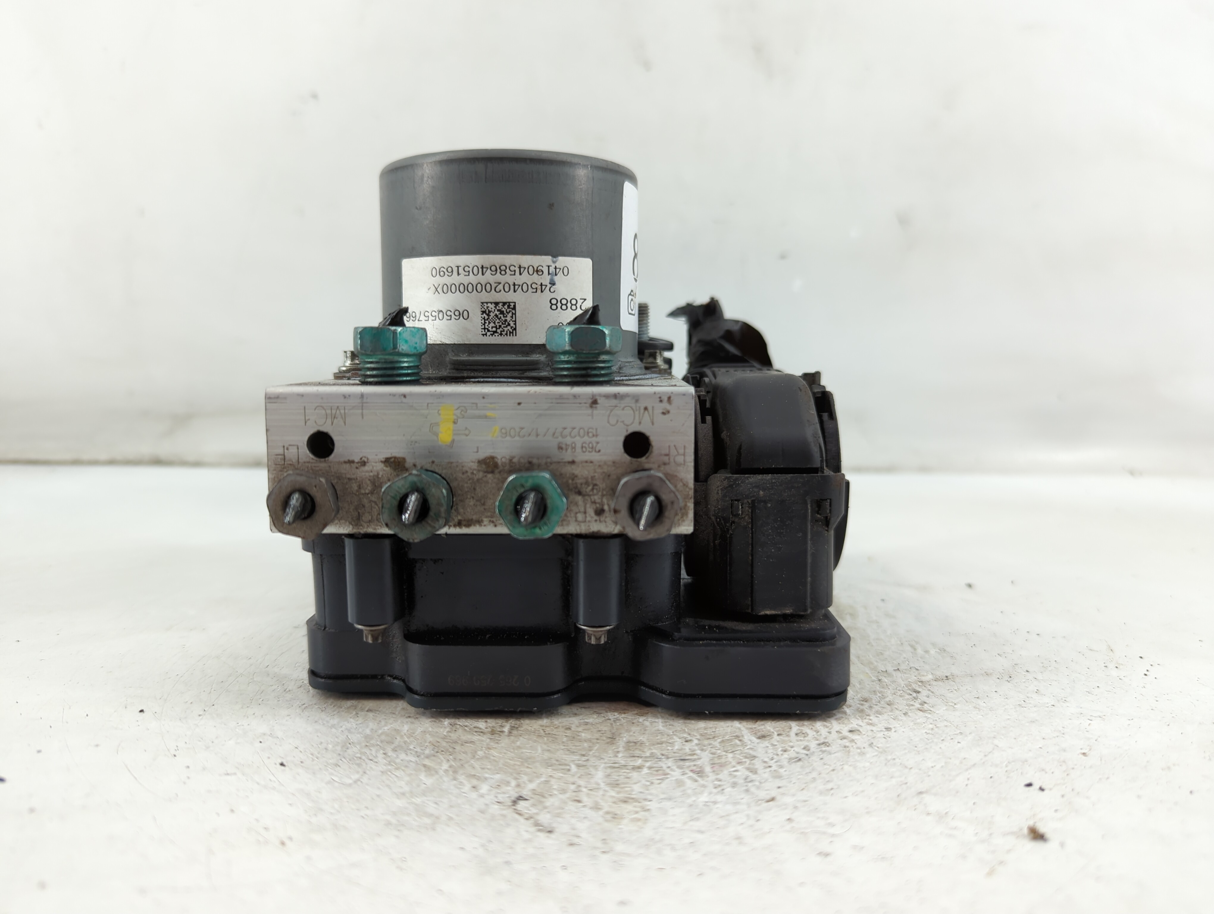 2019-2021 Chevrolet Malibu Abs Pump Control Module 899737 - Oemusedautoparts1.com