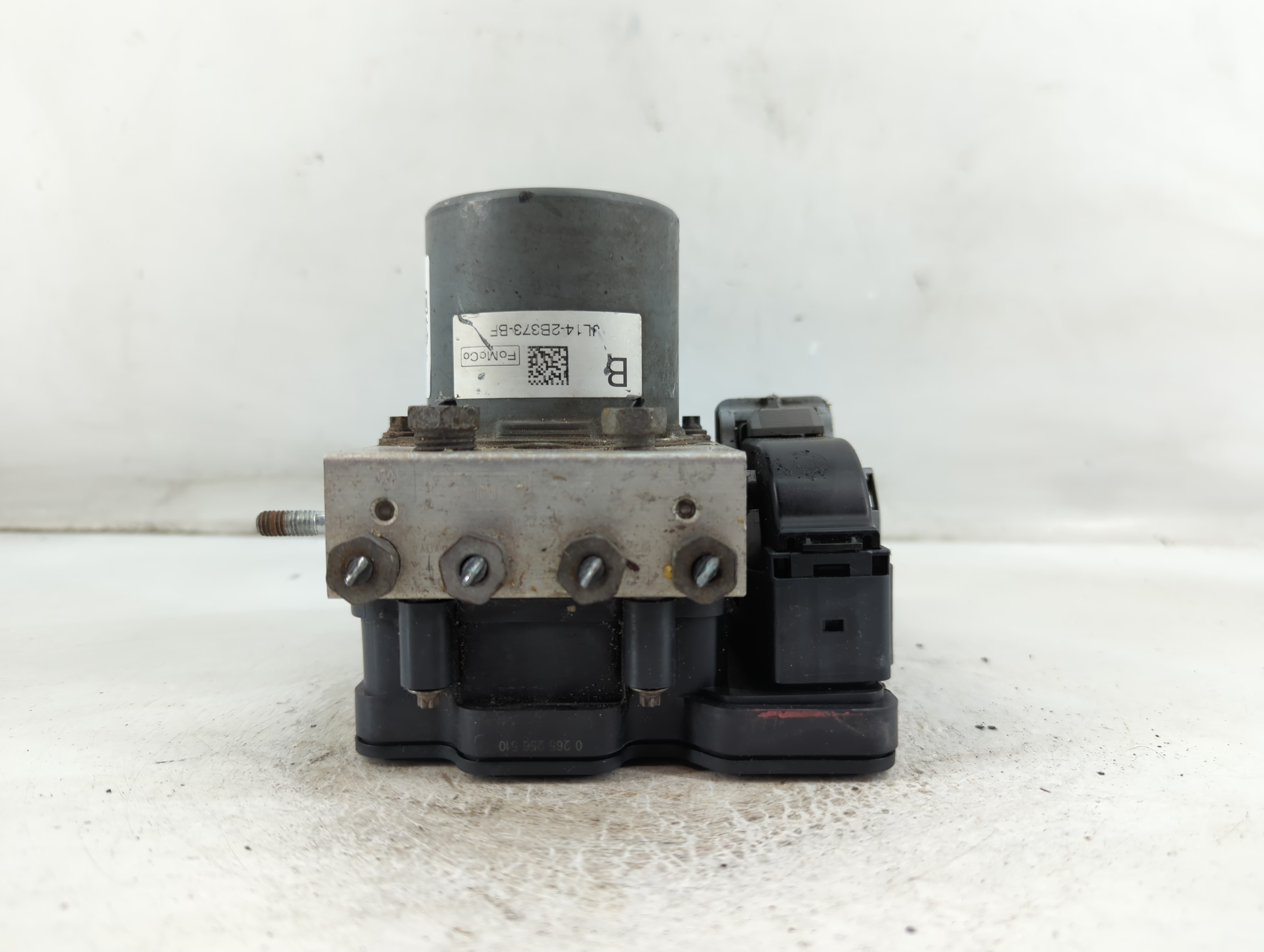 Lincoln Navigator Abs Pump Control Module 899799 - Oemusedautoparts1.com