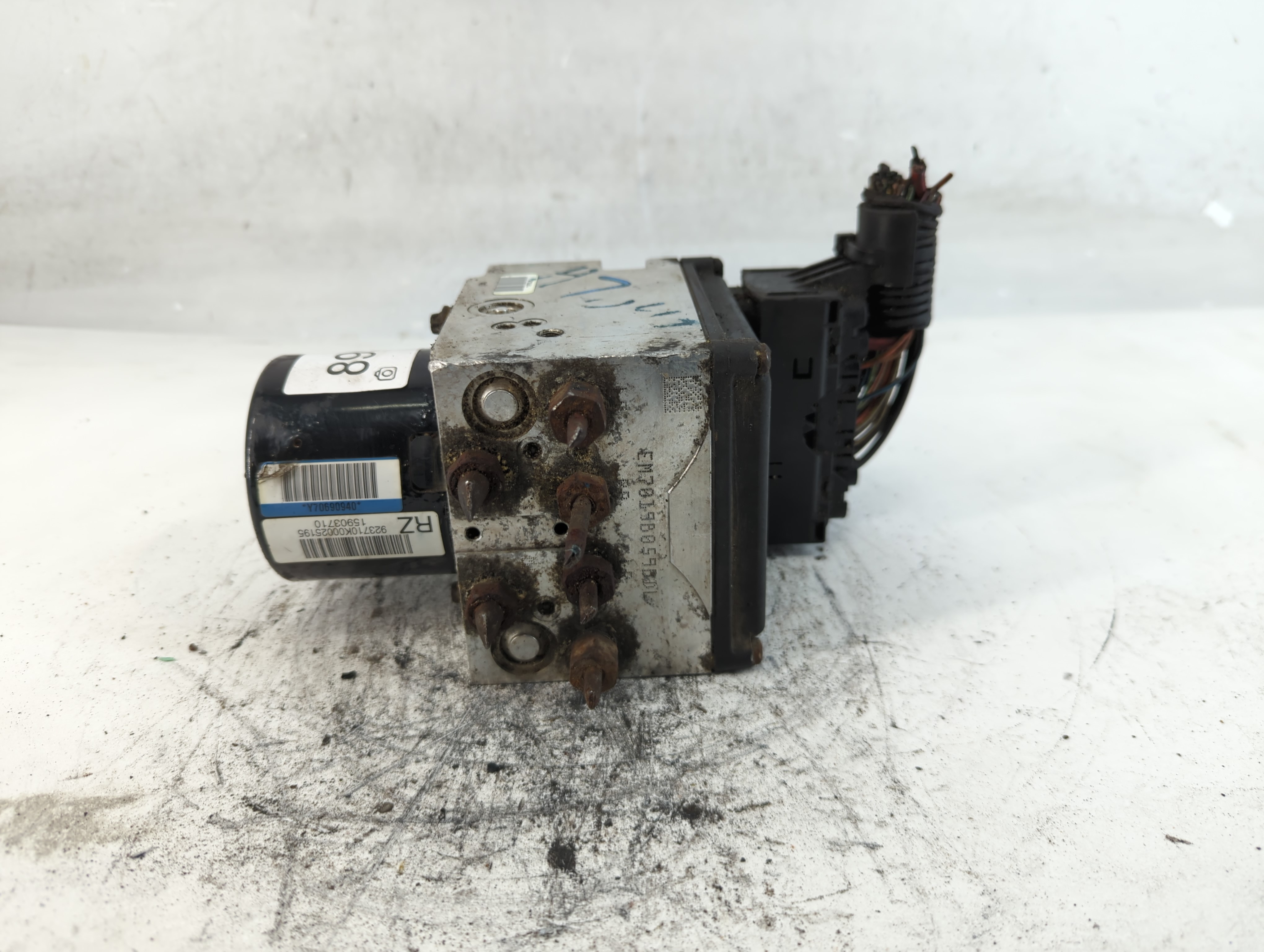 2006-2007 Cadillac Dts Abs Pump Control Module 899820 - Oemusedautoparts1.com