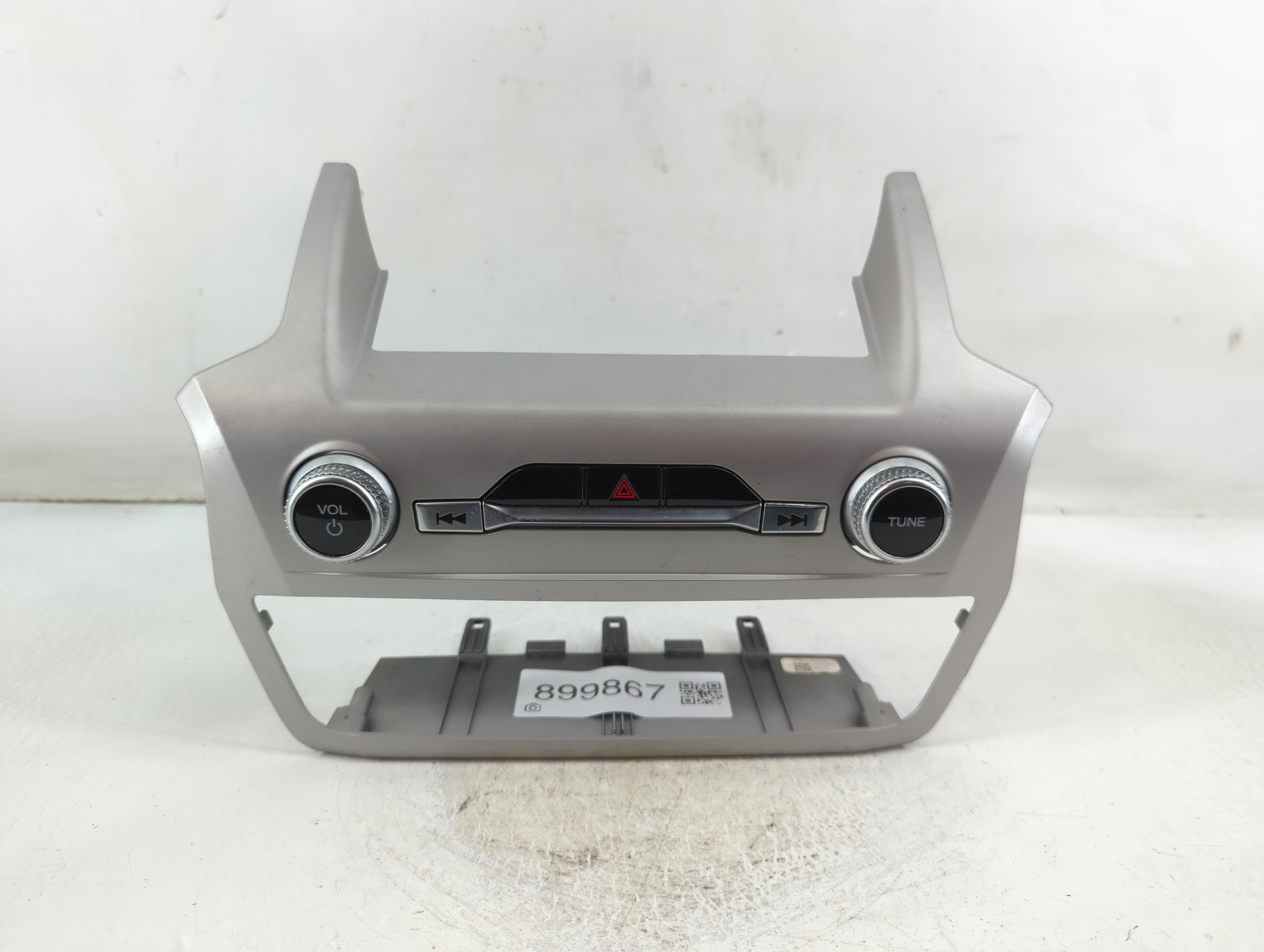 Picture of 2020-2020 Ford Explorer Am Fm Cd Player Radio Receiver 899867
