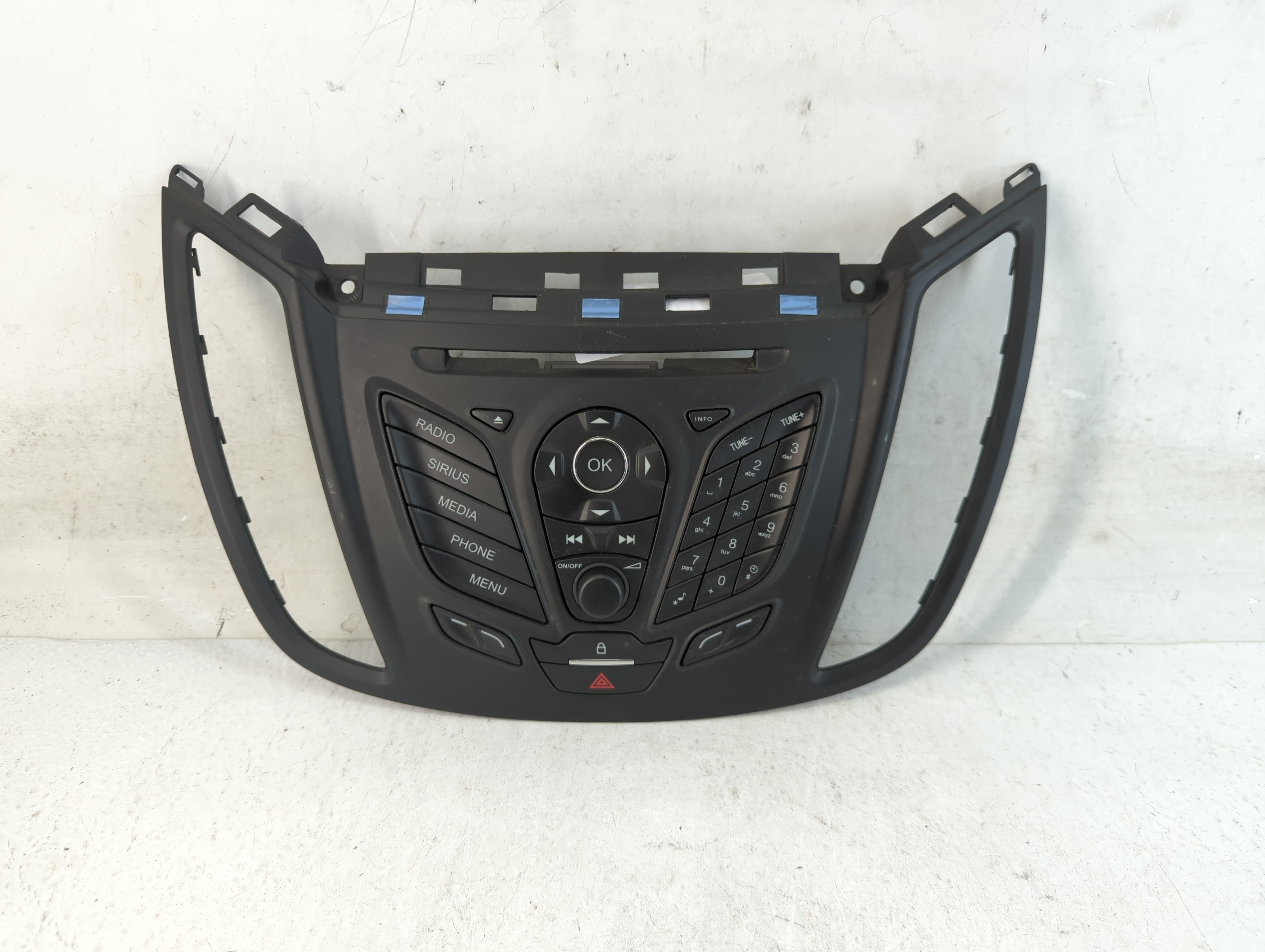 2013-2016 Ford Escape Am Fm Cd Player Radio Receiver 899895 - Oemusedautoparts1.com
