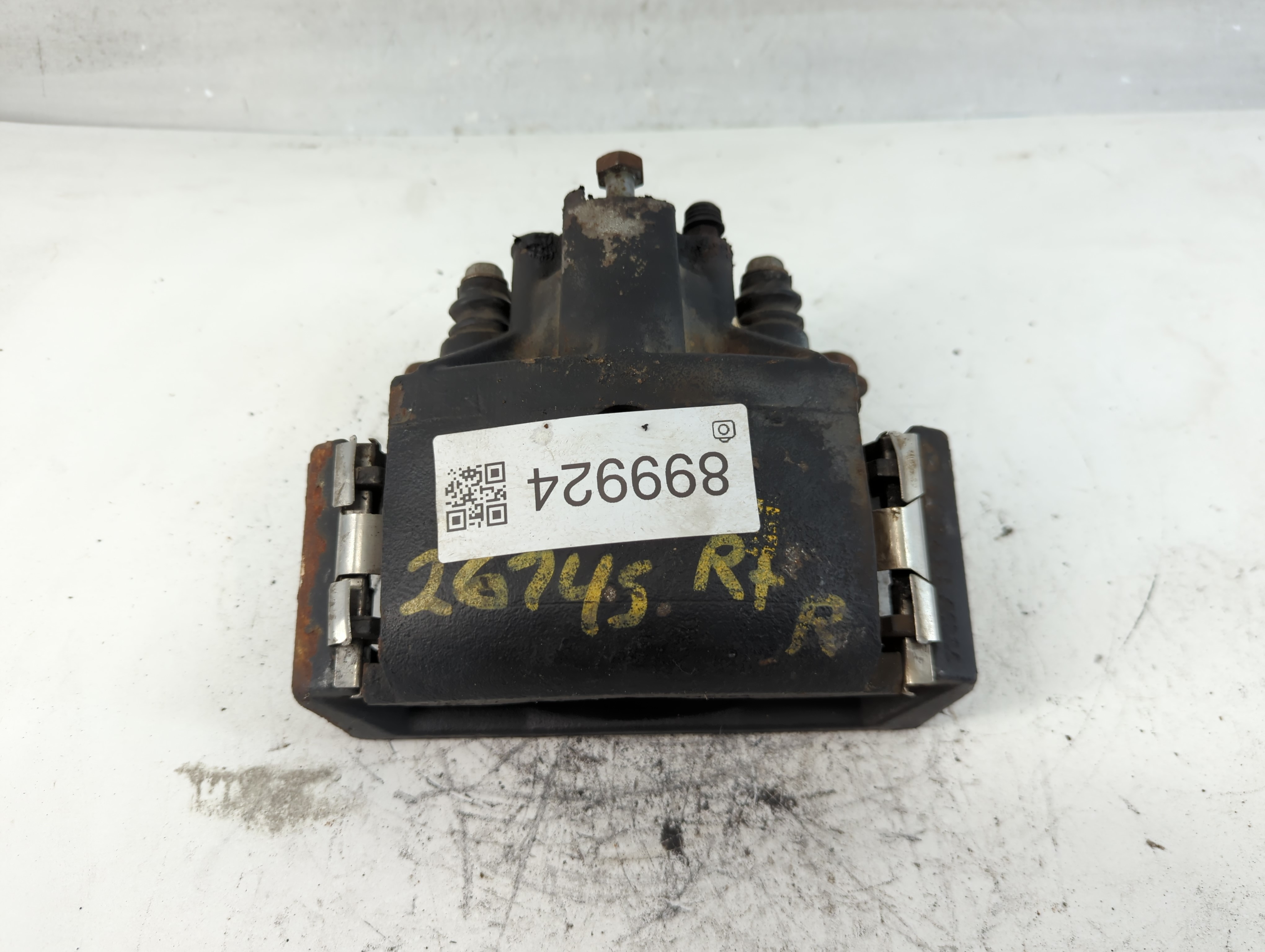 2003-2005 Dodge Durango Rear Passenger Right Brake Caliper 899924 - Oemusedautoparts1.com