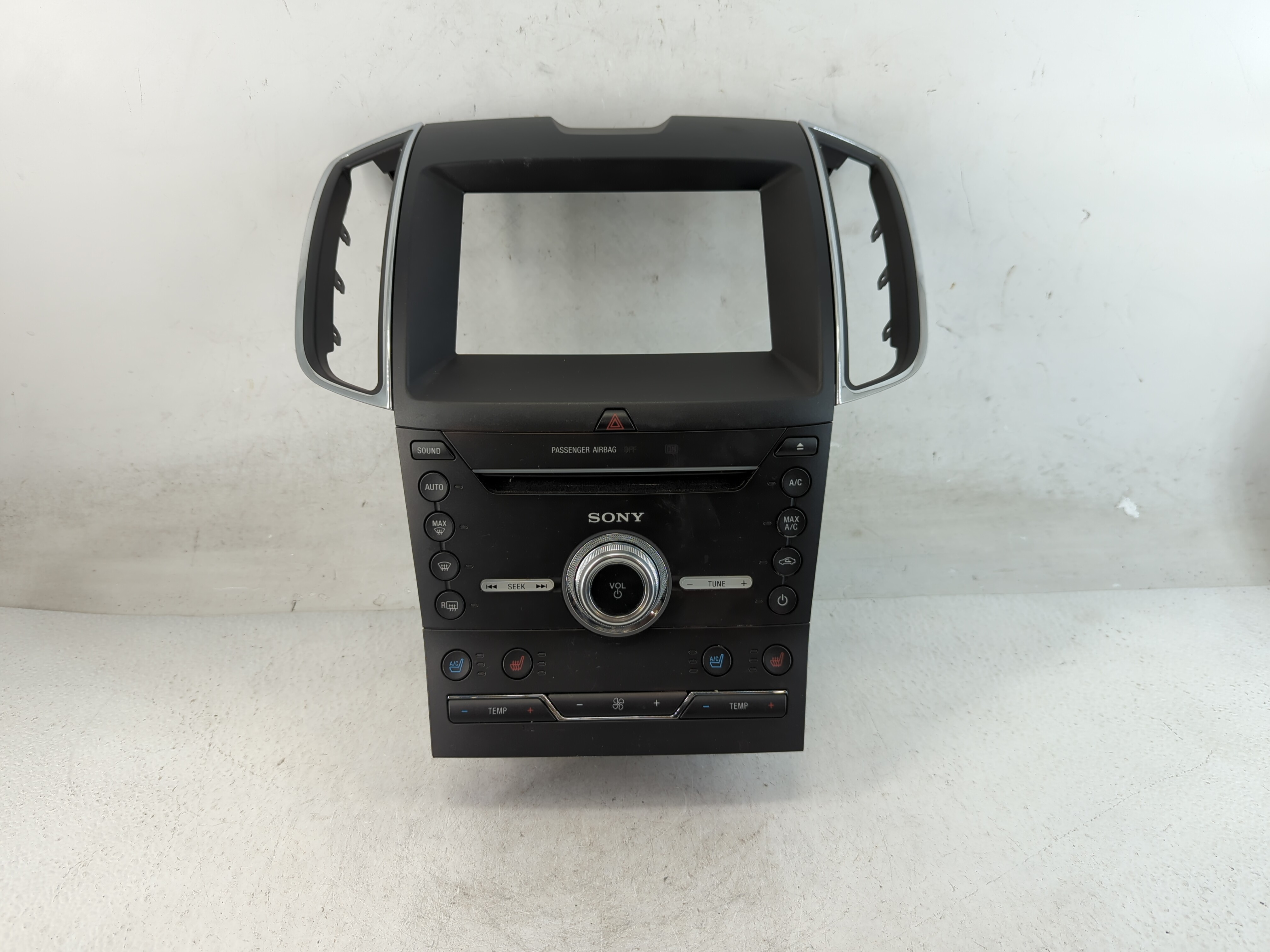 2017-2018 Ford Edge Am Fm Cd Player Radio Receiver 899931 - Oemusedautoparts1.com