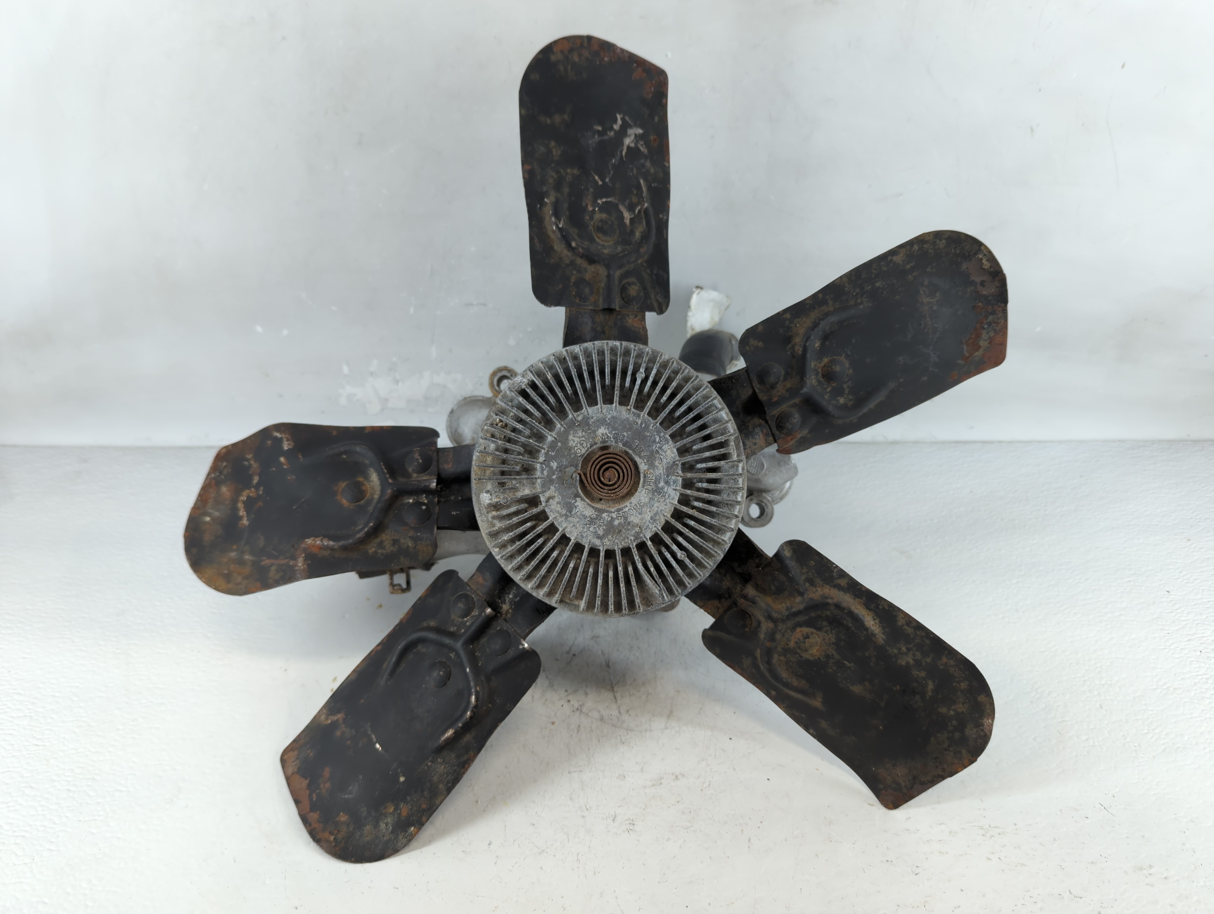 2002 Dodge Ram 1500 Radiator Cooling Fan Clutch 899940 - Oemusedautoparts1.com