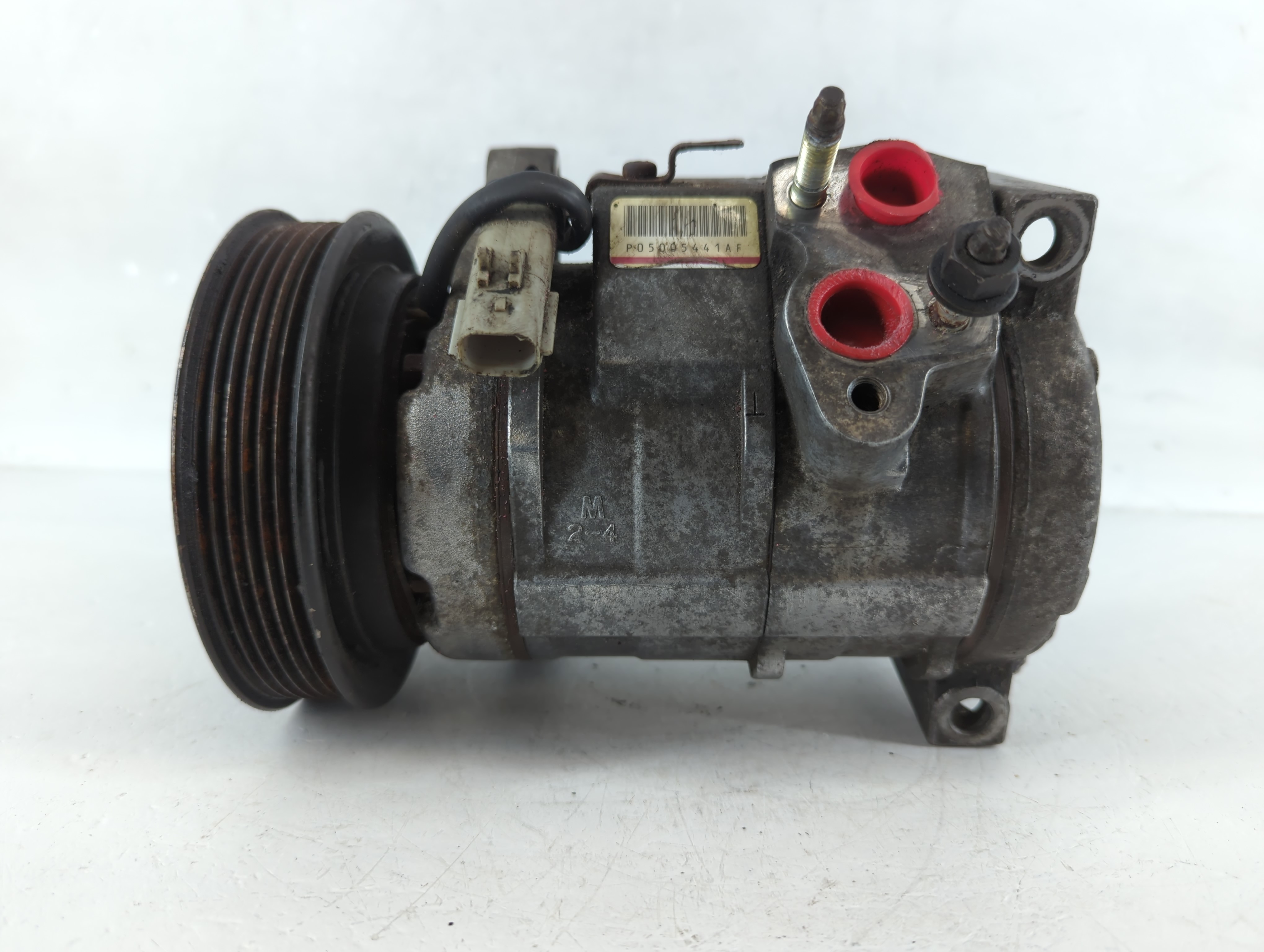 2001-2004 Dodge Grand Caravan Air Conditioning A/c Ac Compressor Oem 899957 - Oemusedautoparts1.com