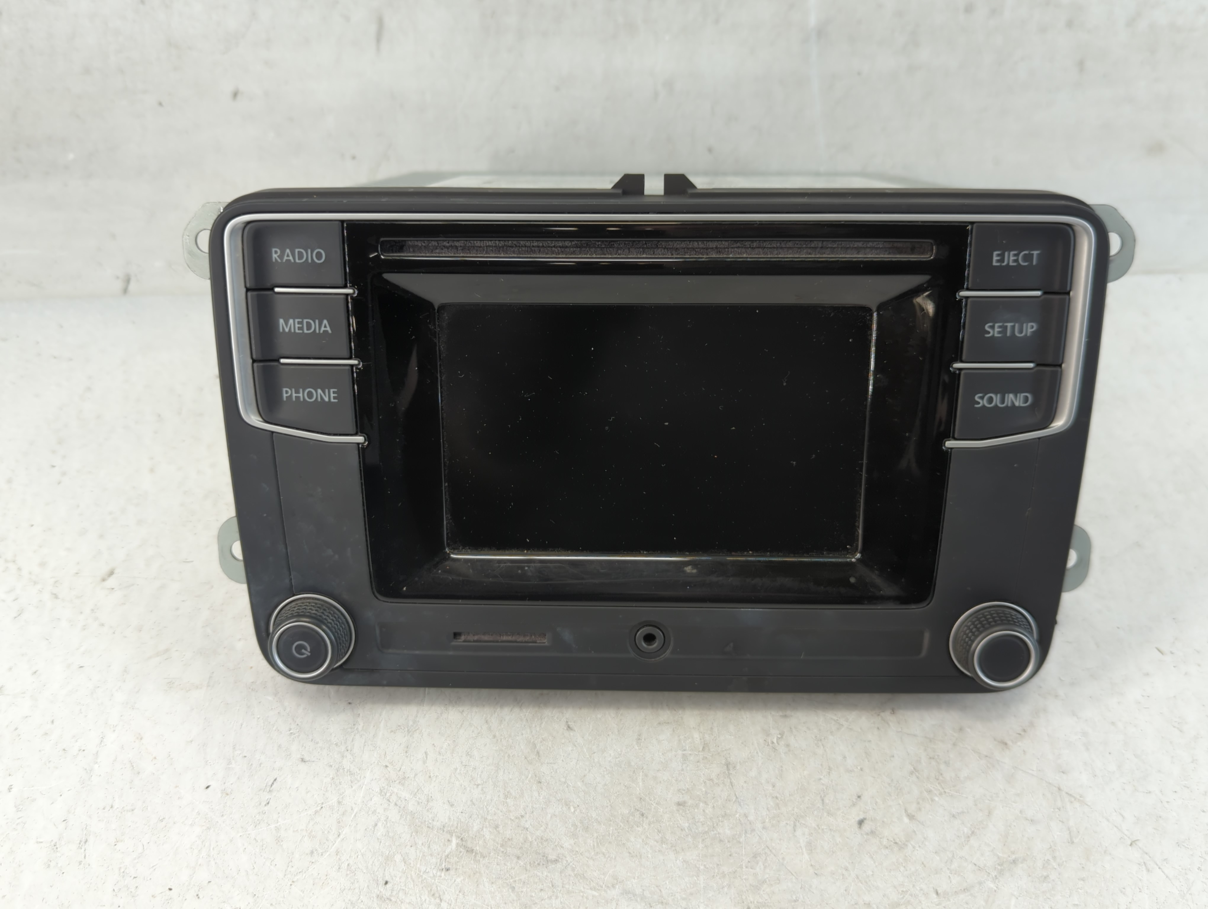 Picture of 2018-2019 Volkswagen Beetle Am Fm Cd Player Radio Receiver 899959