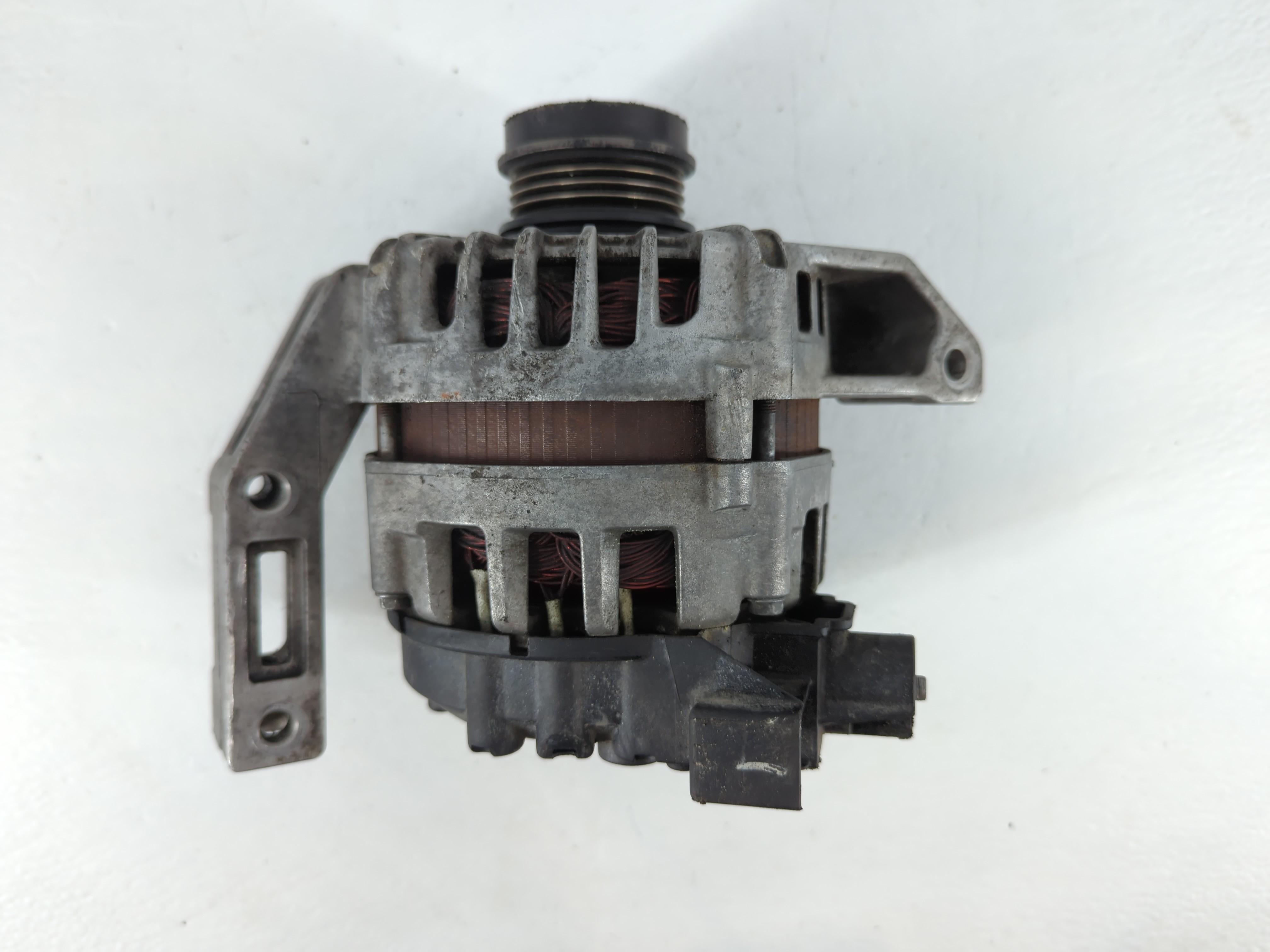 2012-2018 Ford Focus Alternator Generator Charging Assembly Engine Oem 900005 - Oemusedautoparts1.com
