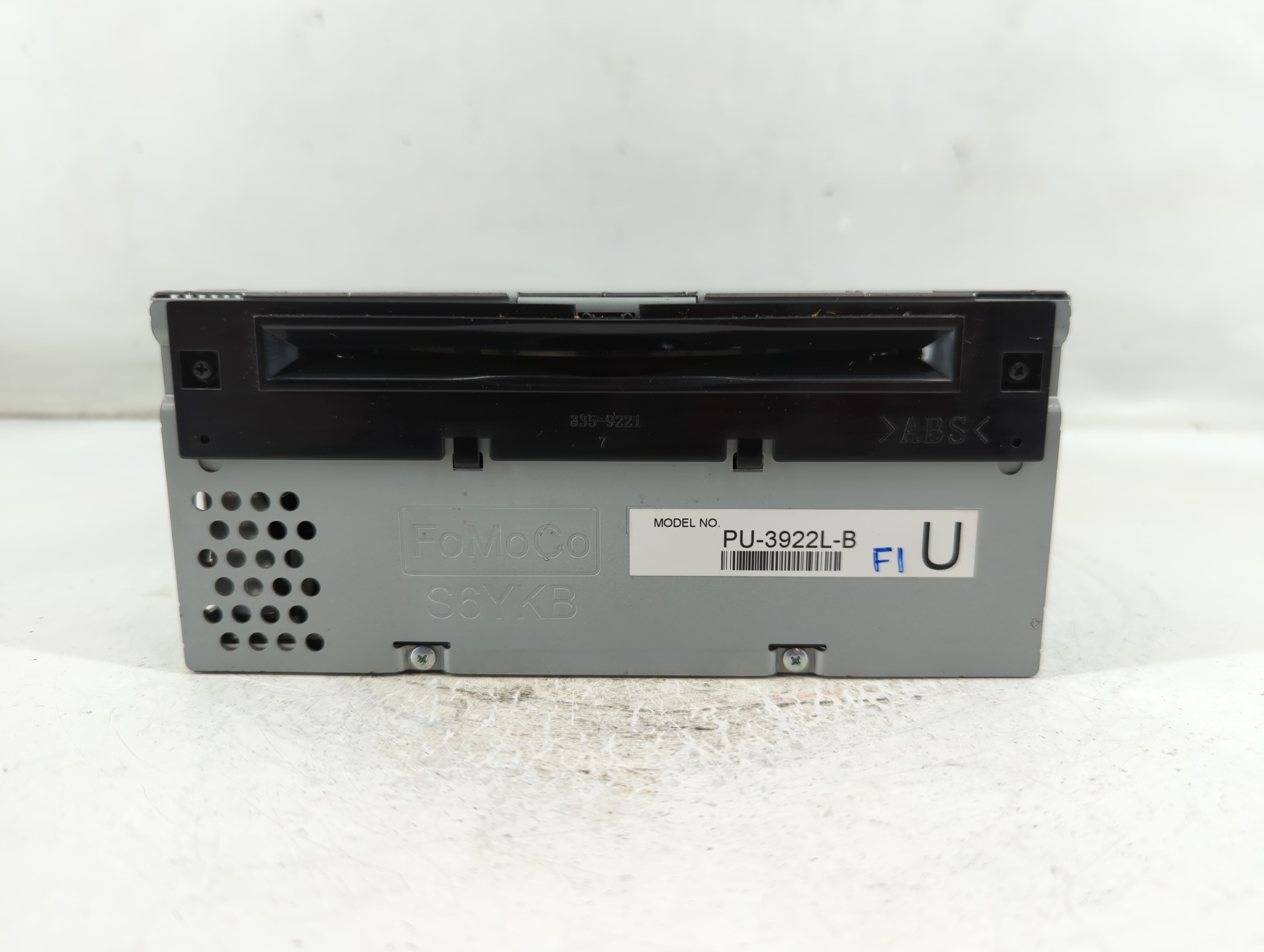 2016-2017 Ford Explorer Am Fm Cd Player Radio Receiver 900053 - Oemusedautoparts1.com