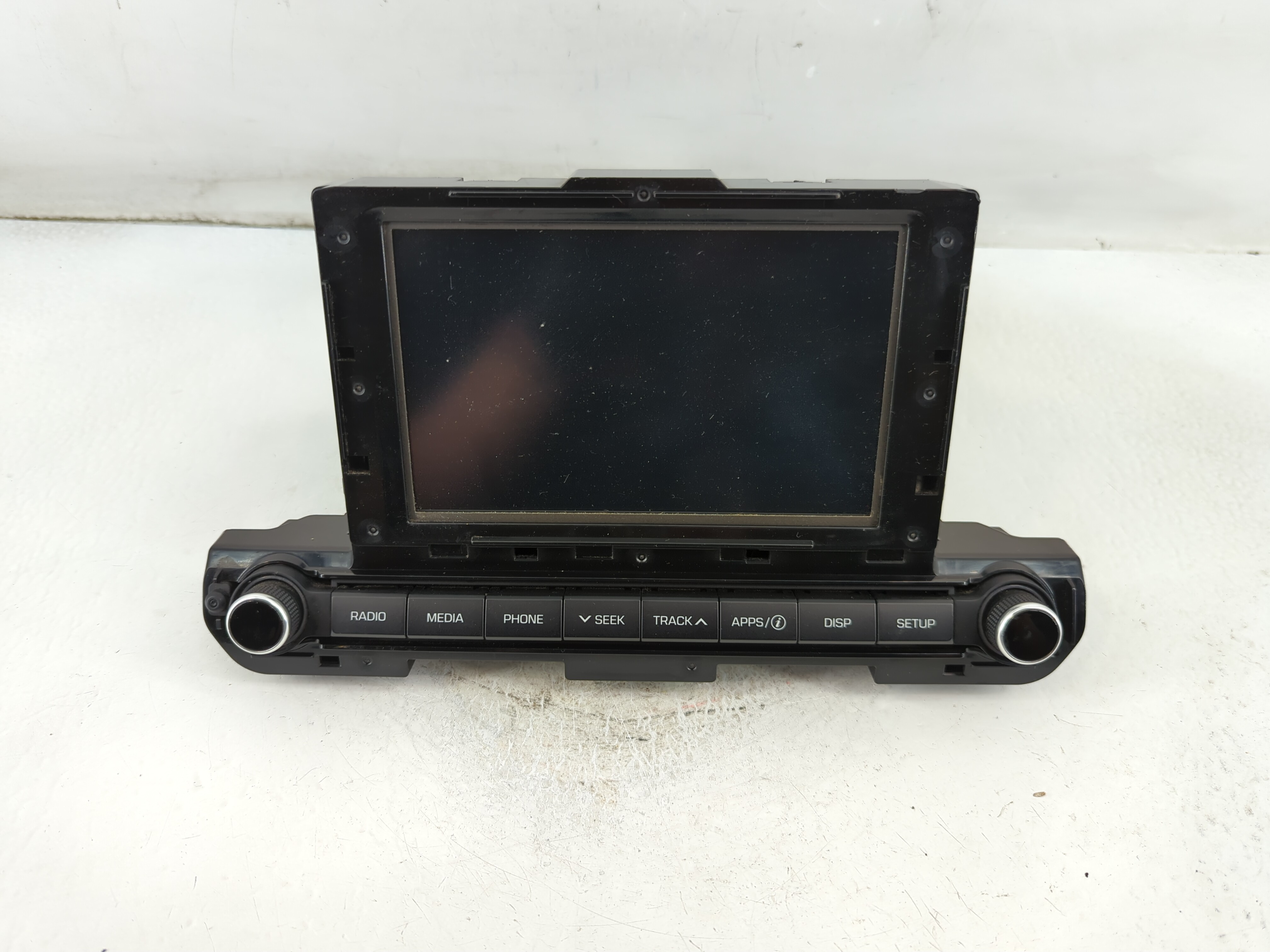 2017-2018 Hyundai Elantra Am Fm Cd Player Radio Receiver 900058 - Oemusedautoparts1.com