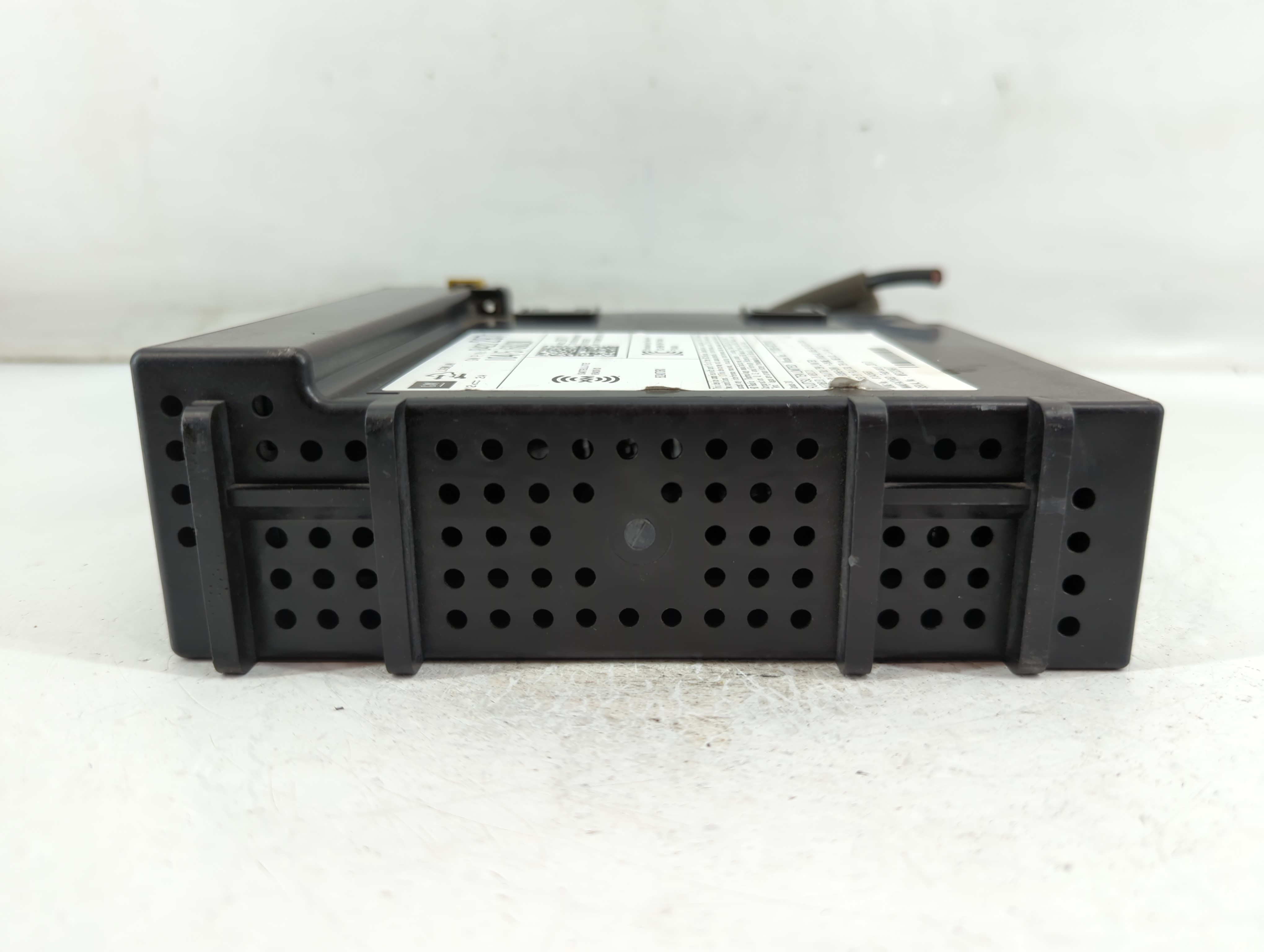 2017-2017 Chevrolet Tahoe Am Fm Cd Player Radio Receiver 900066 - Oemusedautoparts1.com