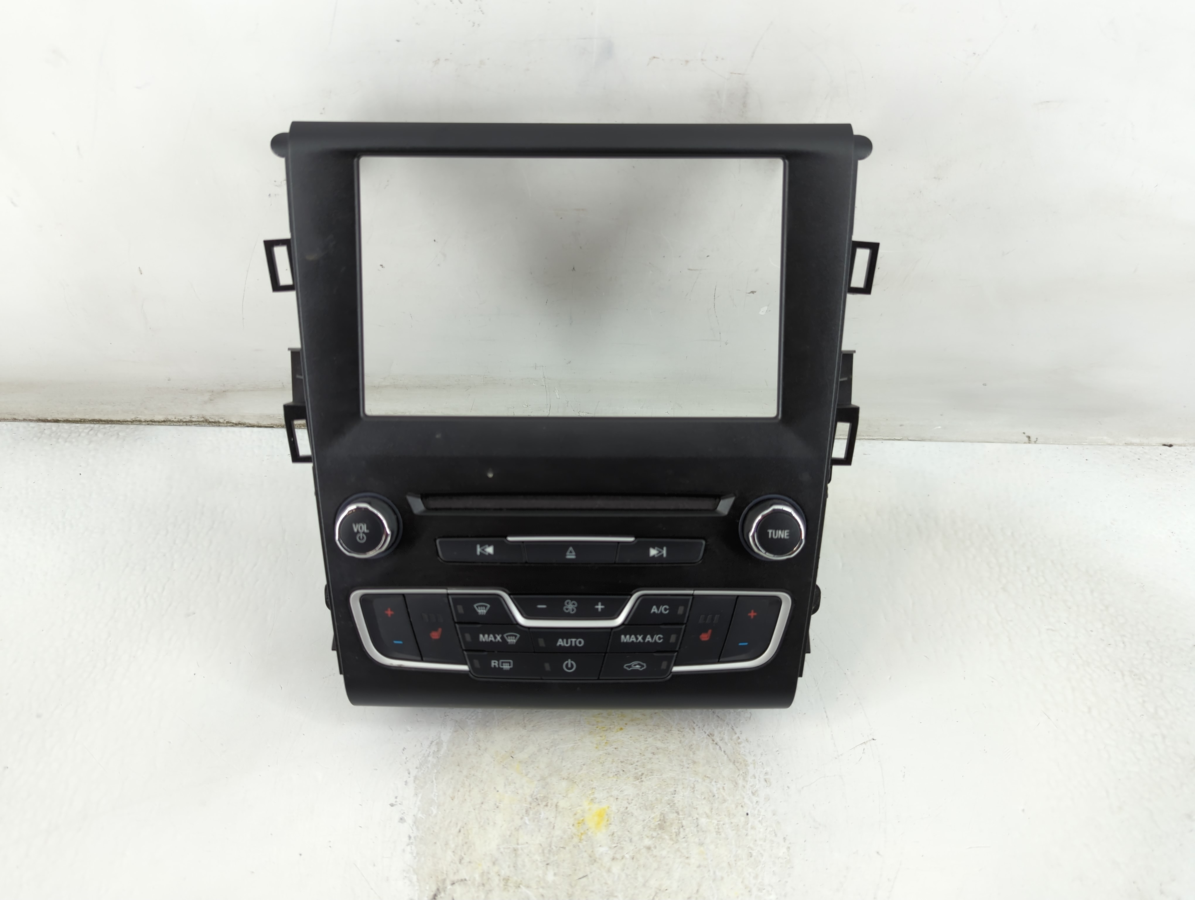 2017-2020 Ford Fusion Am Fm Cd Player Radio Receiver 900334 - Oemusedautoparts1.com