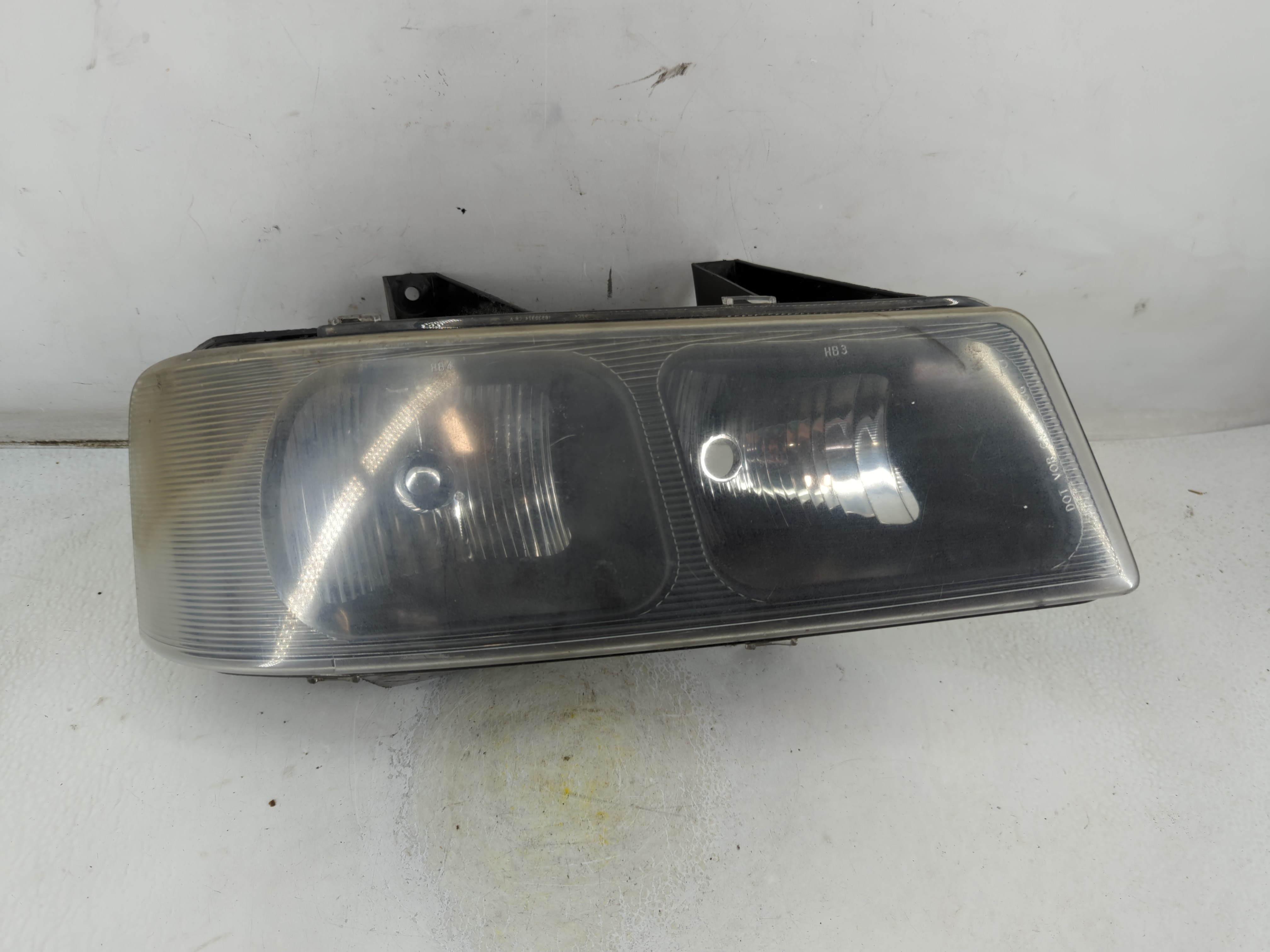 Picture of 2008 Chevrolet Express 3500 Passenger Right Oem Head Light Headlight Lamp 900403