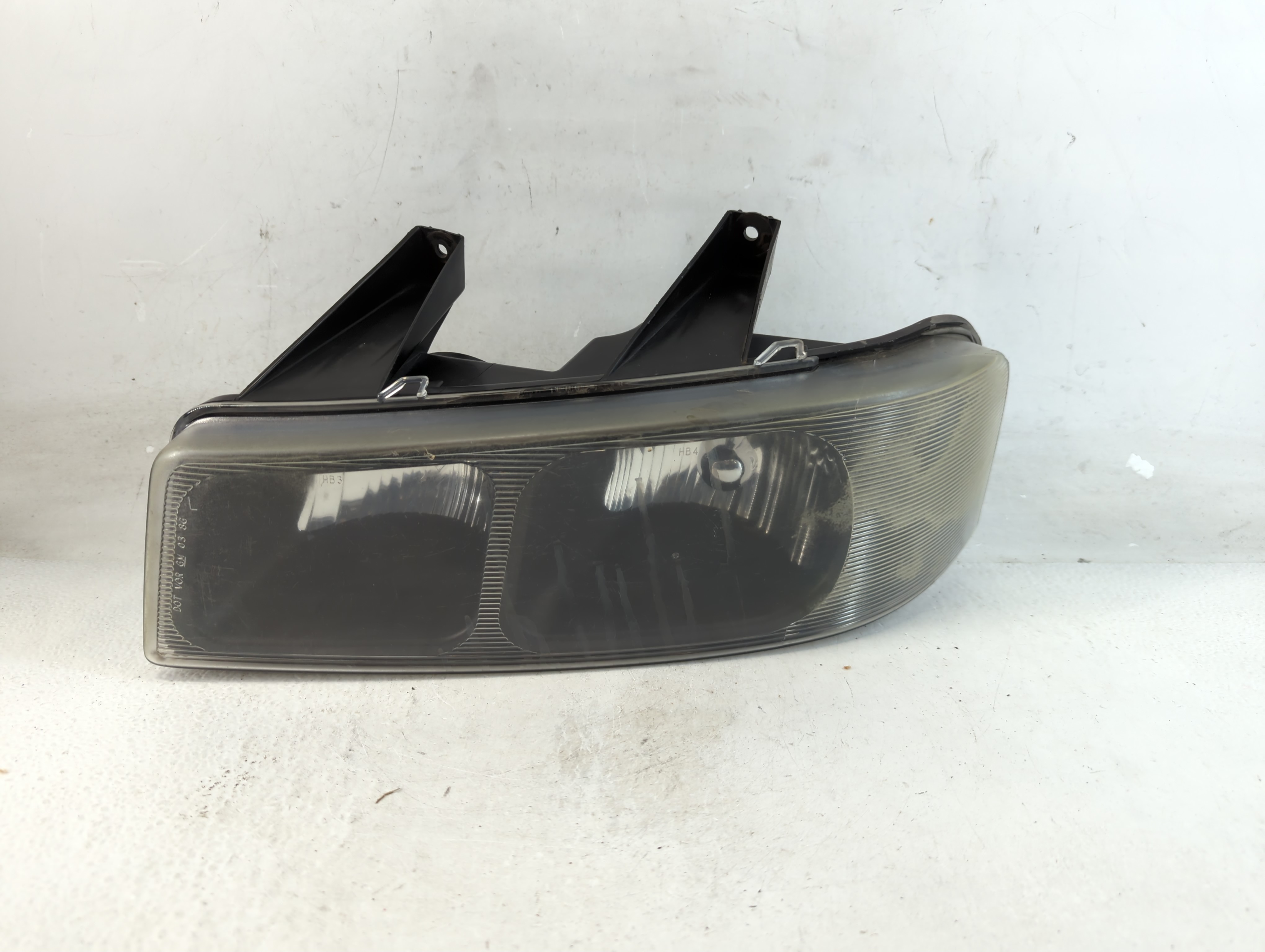 2008 Chevrolet Express 3500 Driver Left Oem Head Light Headlight Lamp 900408 - Oemusedautoparts1.com