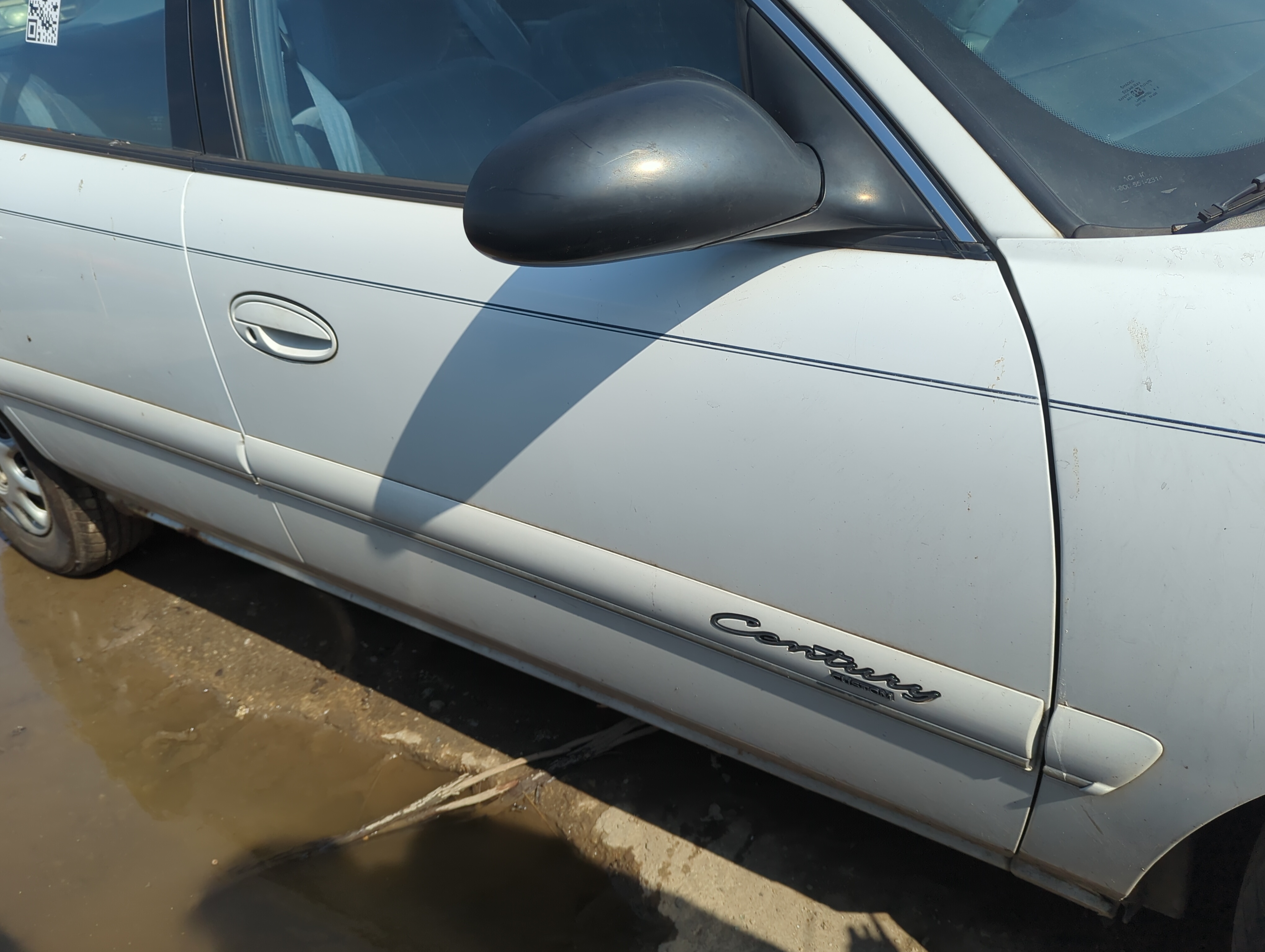 Picture of 1997-2005 Buick Century Passenger Front Door Oem 901445