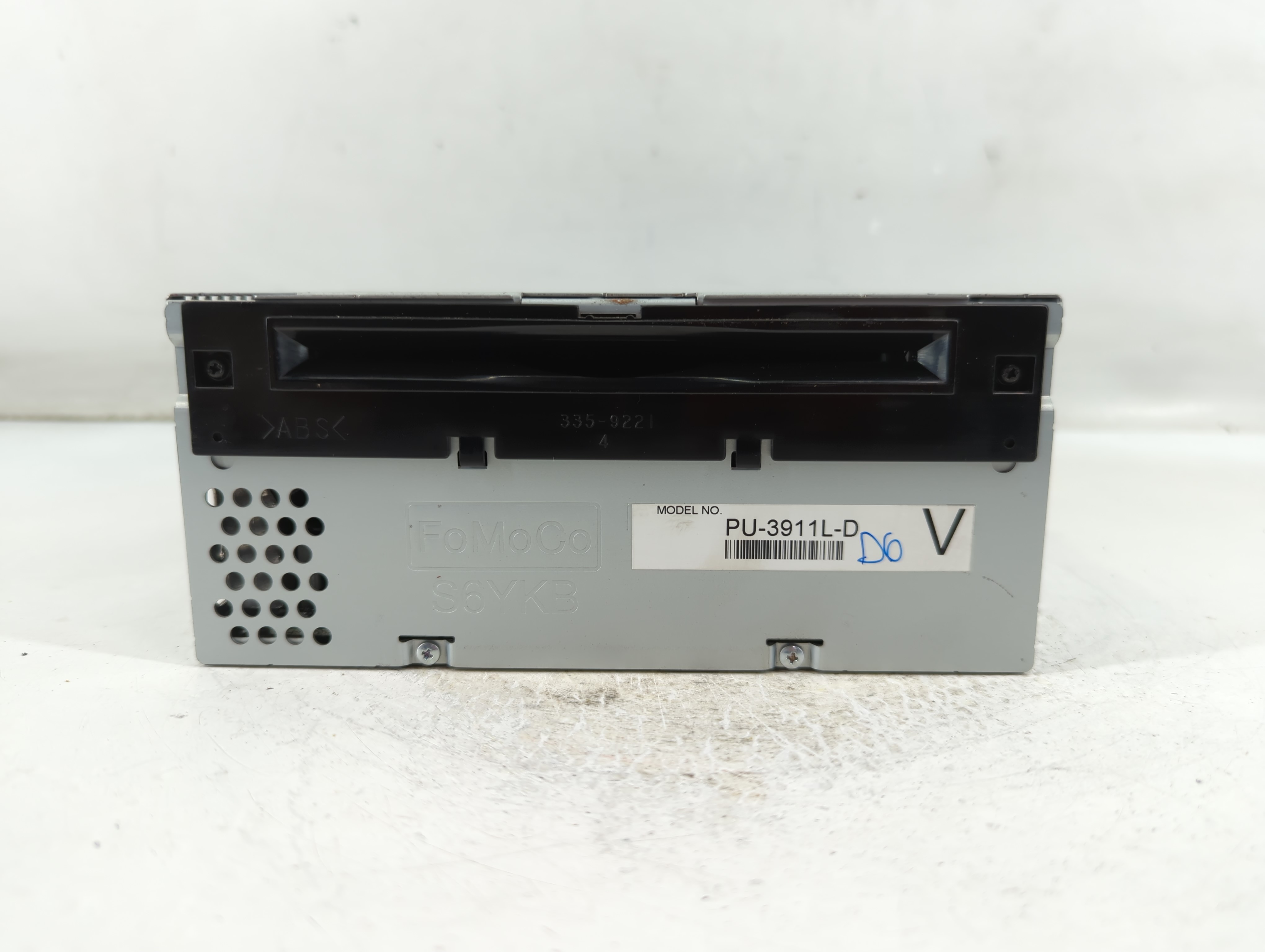 2014-2015 Ford Explorer Am Fm Cd Player Radio Receiver 901799 - Oemusedautoparts1.com