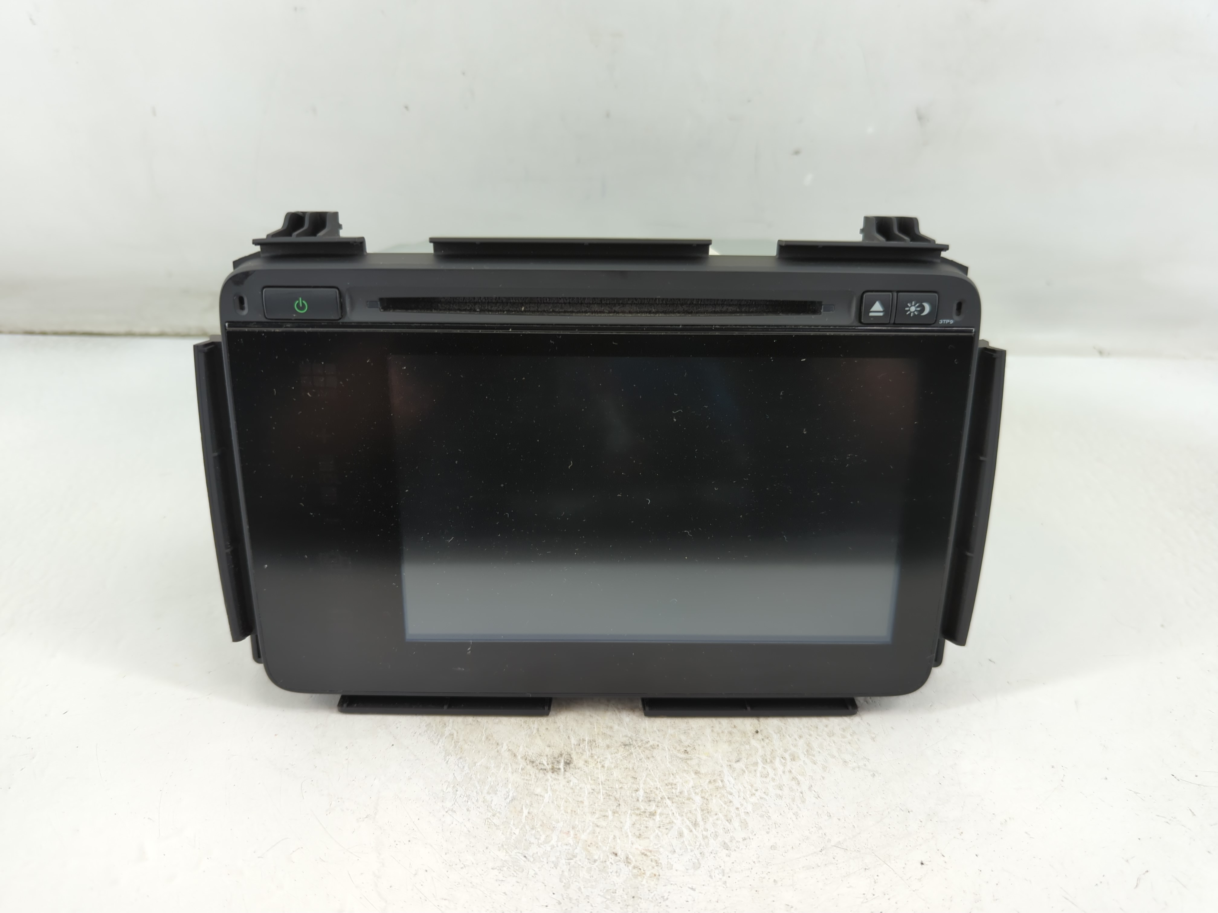 2018-2018 Honda Hr-v Am Fm Cd Player Radio Receiver 901802 - Oemusedautoparts1.com