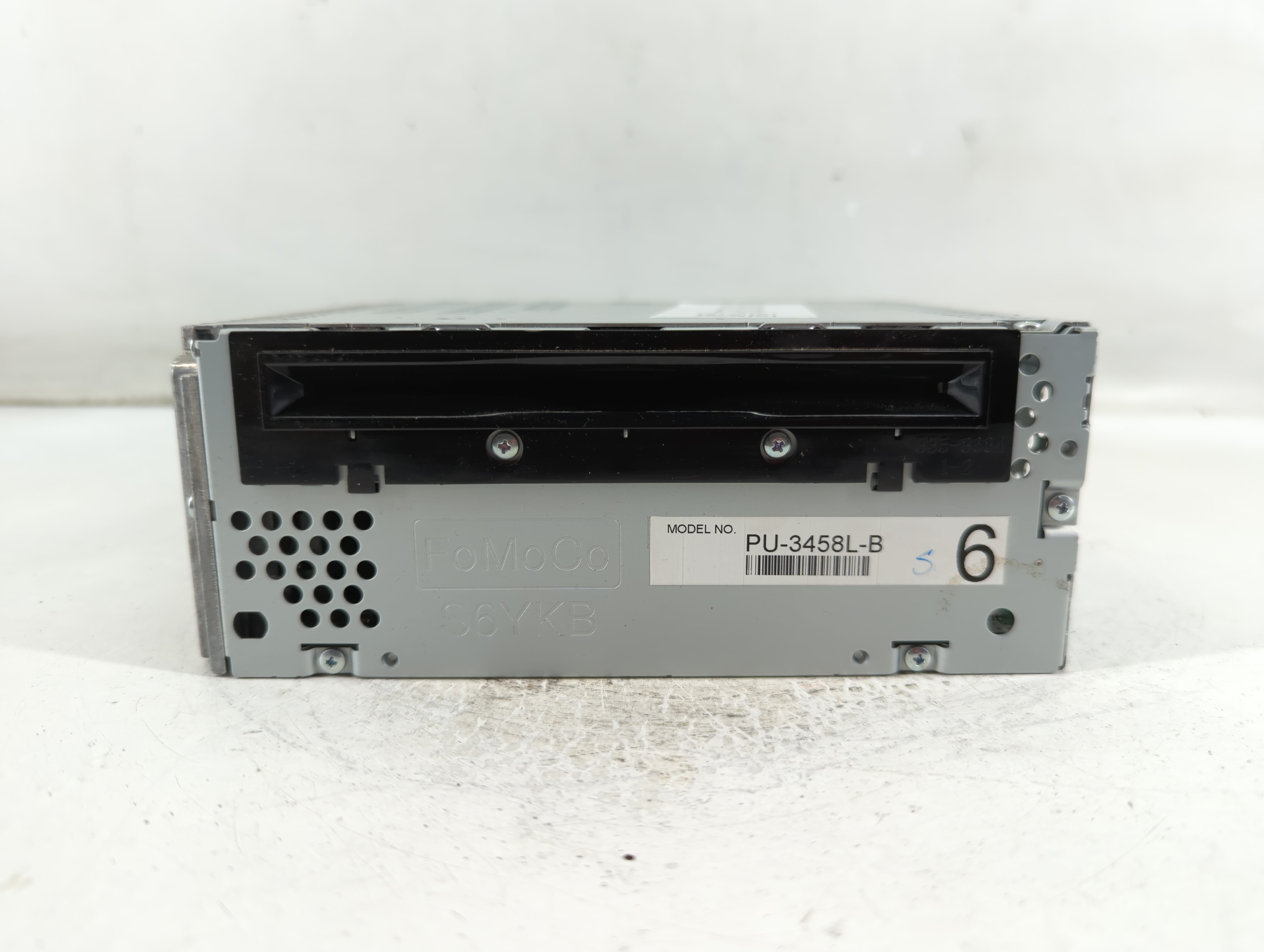 2012-2012 Ford Explorer Am Fm Cd Player Radio Receiver 901828 - Oemusedautoparts1.com