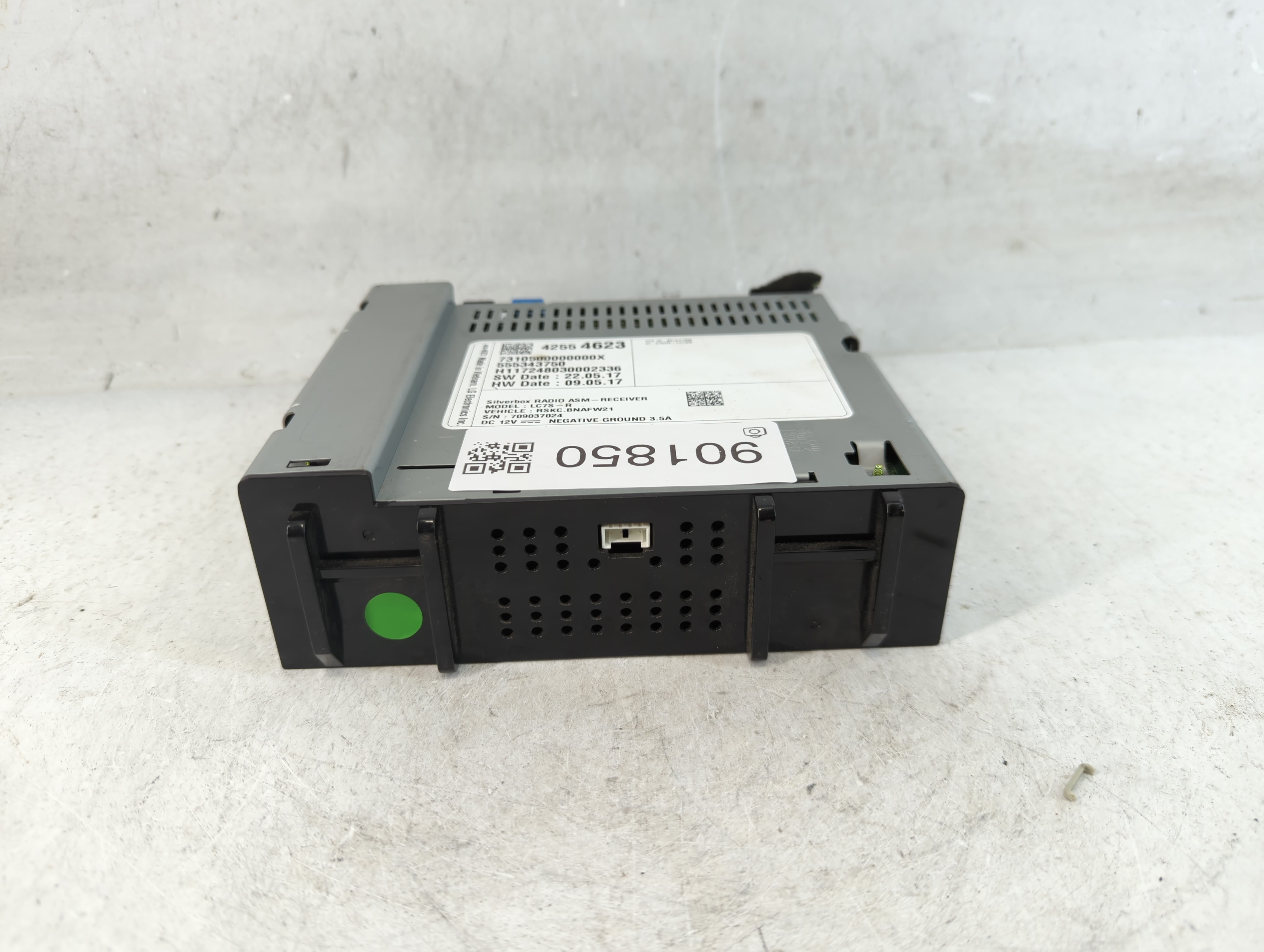 Picture of Gmc Sierra 2500 Am Fm Cd Player Radio Receiver 901850