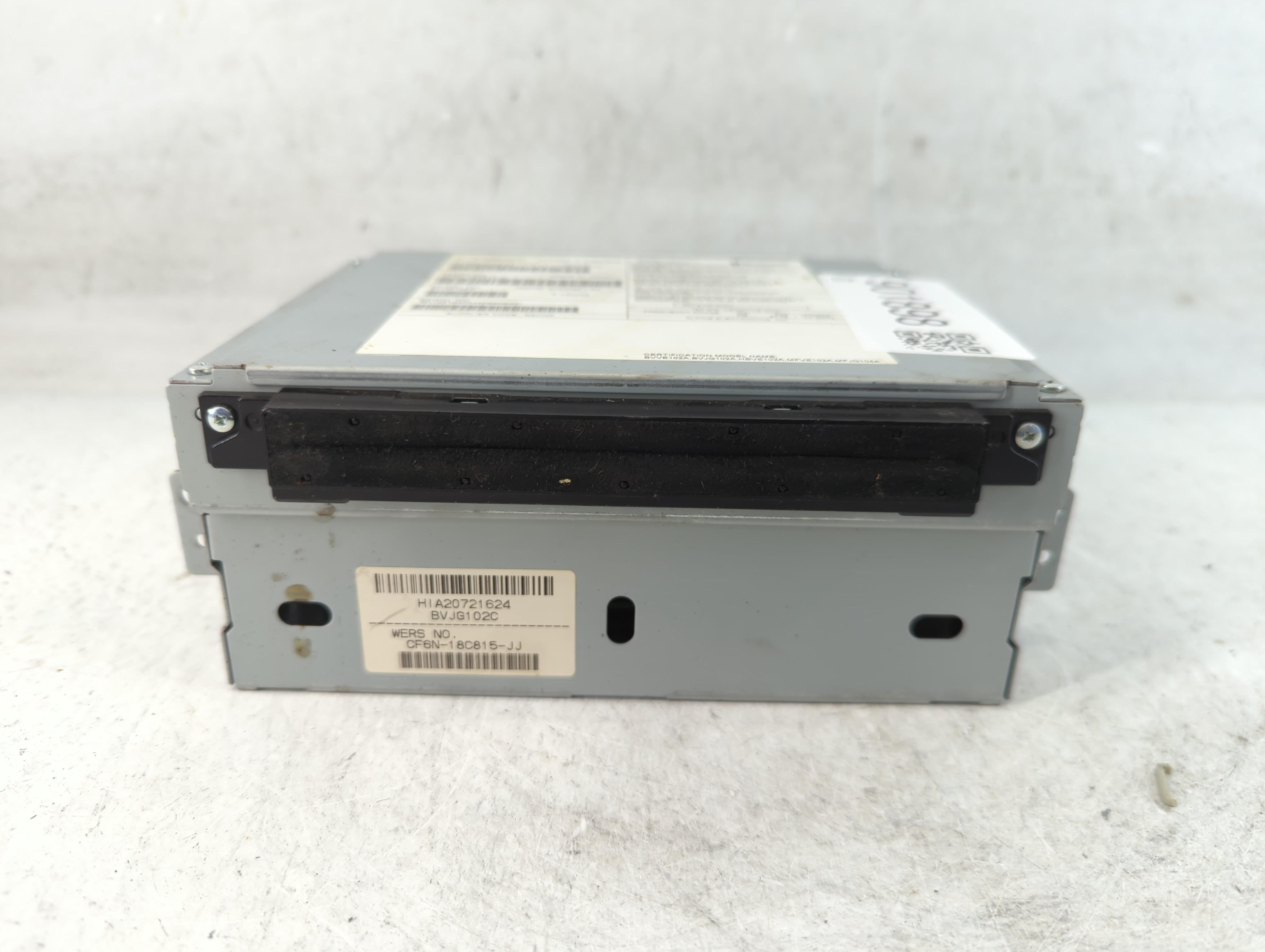 2012-2016 Land Rover Range Rover Evoque Am Fm Cd Player Radio Receiver 901898 - Oemusedautoparts1.com