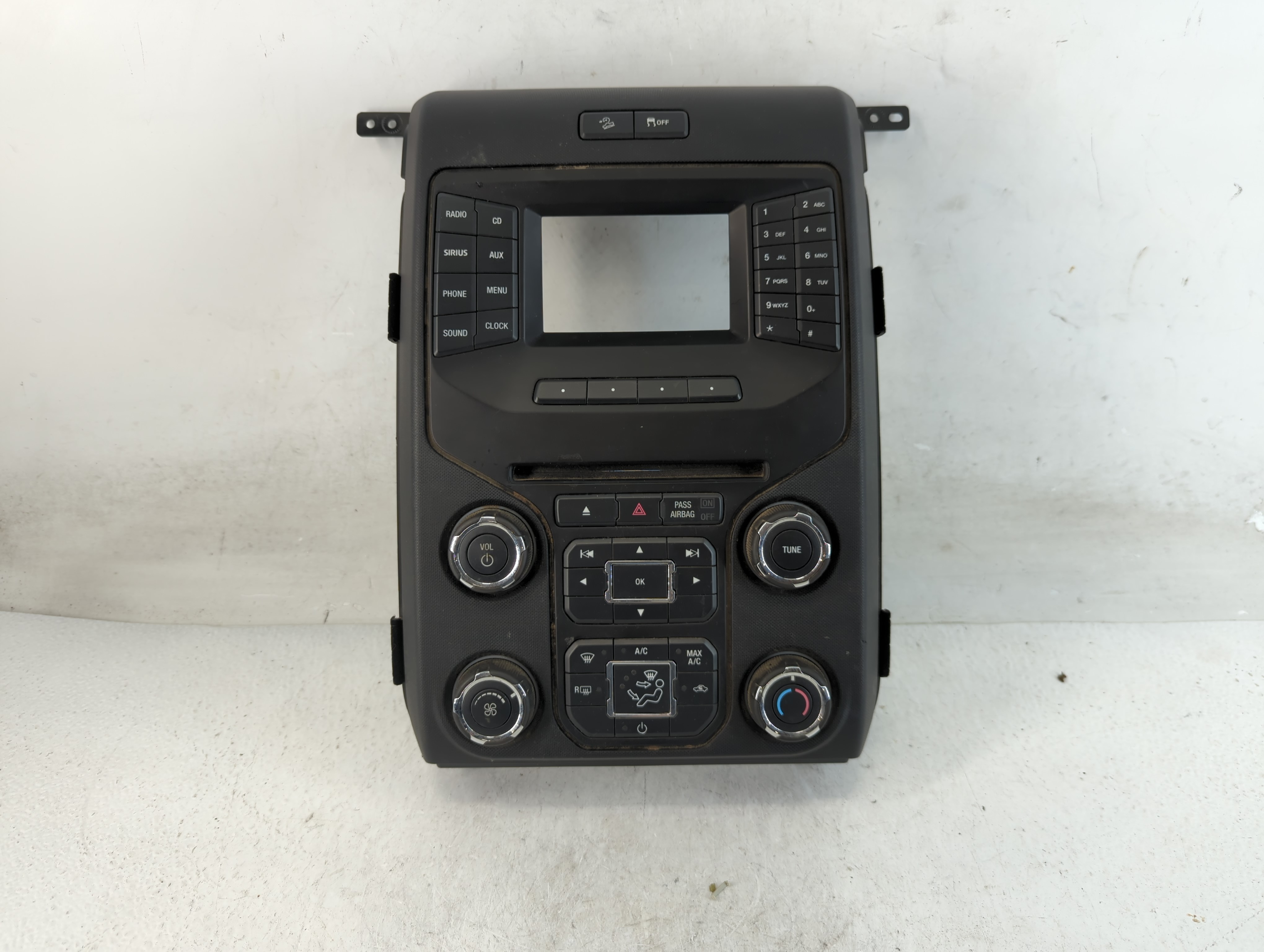 2013-2013 Ford F-150 Am Fm Cd Player Radio Receiver 901919 - Oemusedautoparts1.com